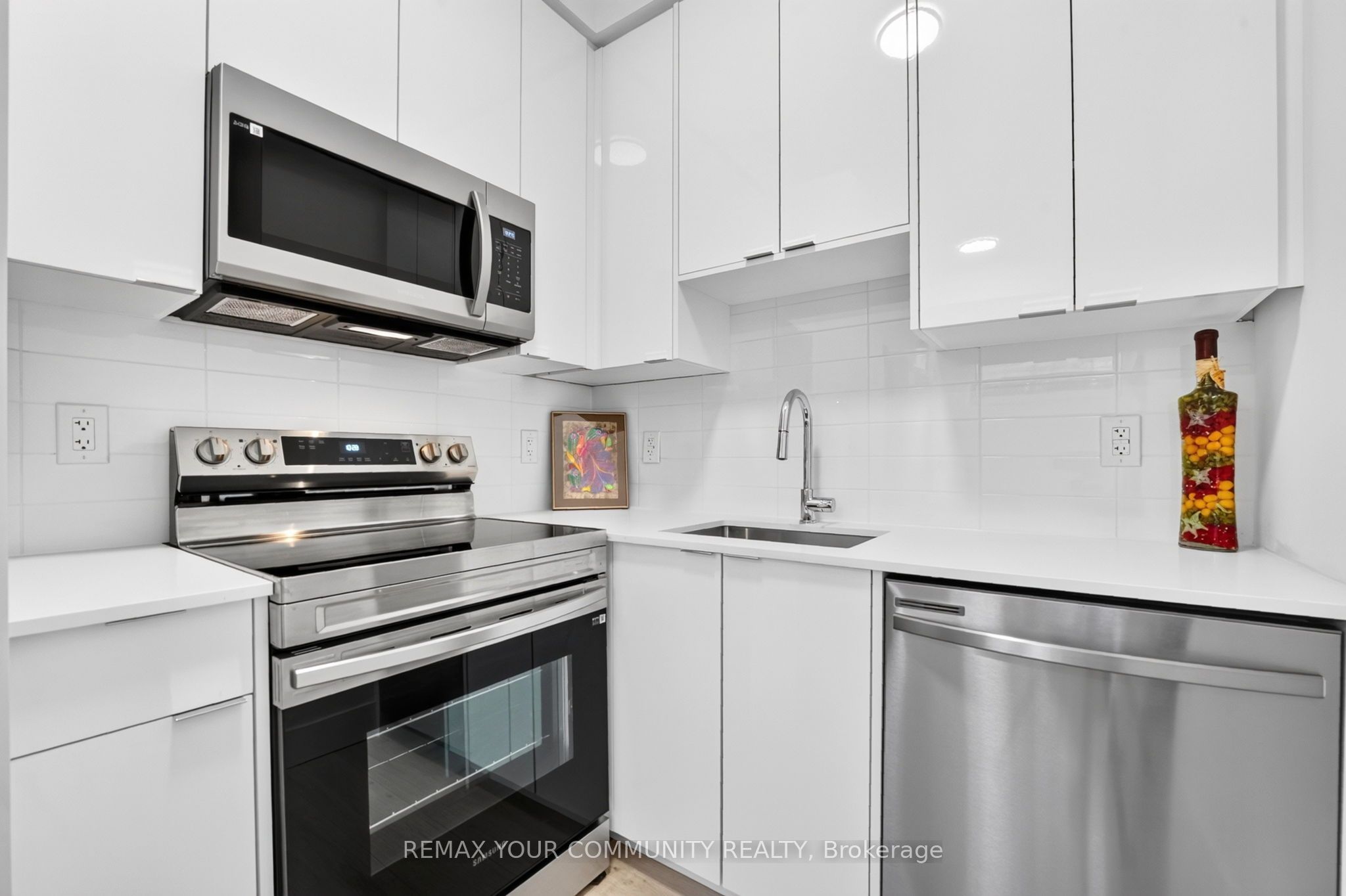 7277 Wilson Crescent 106 Property Photo 15