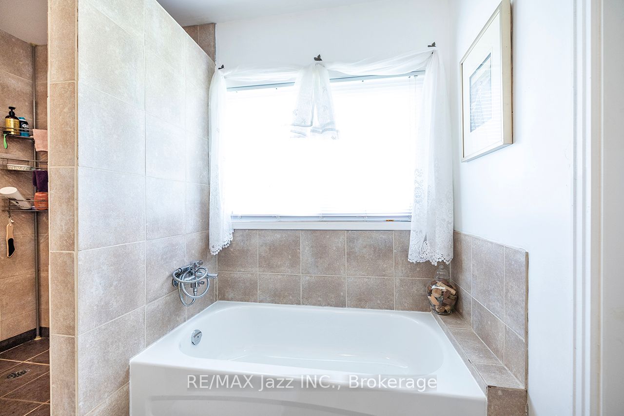 23 Bayview Drive Property Photo 25
