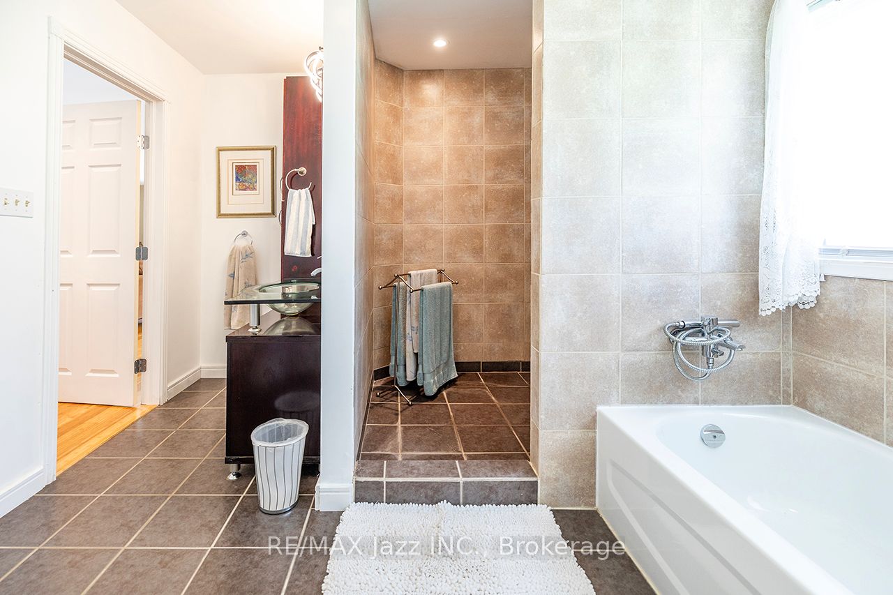 23 Bayview Drive Property Photo 27