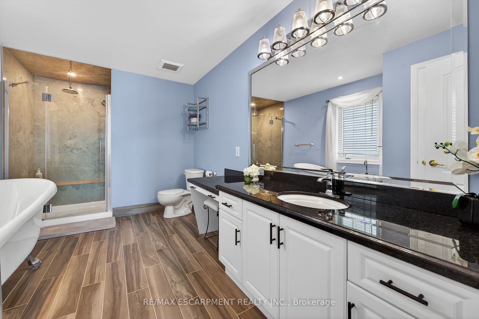 1140 River Road Property Photo 26