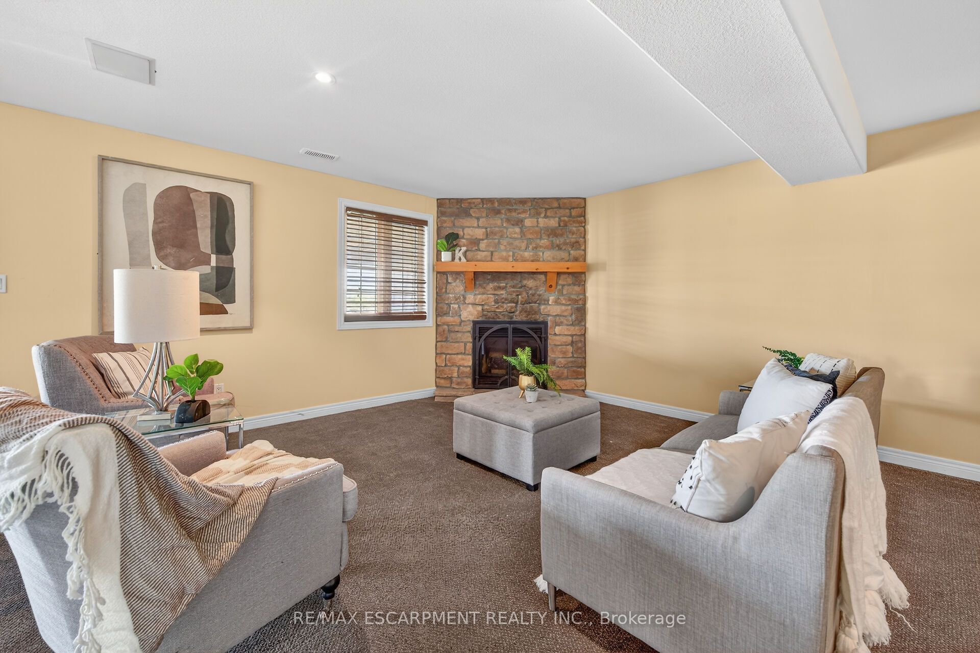 1140 River Road Property Photo 32