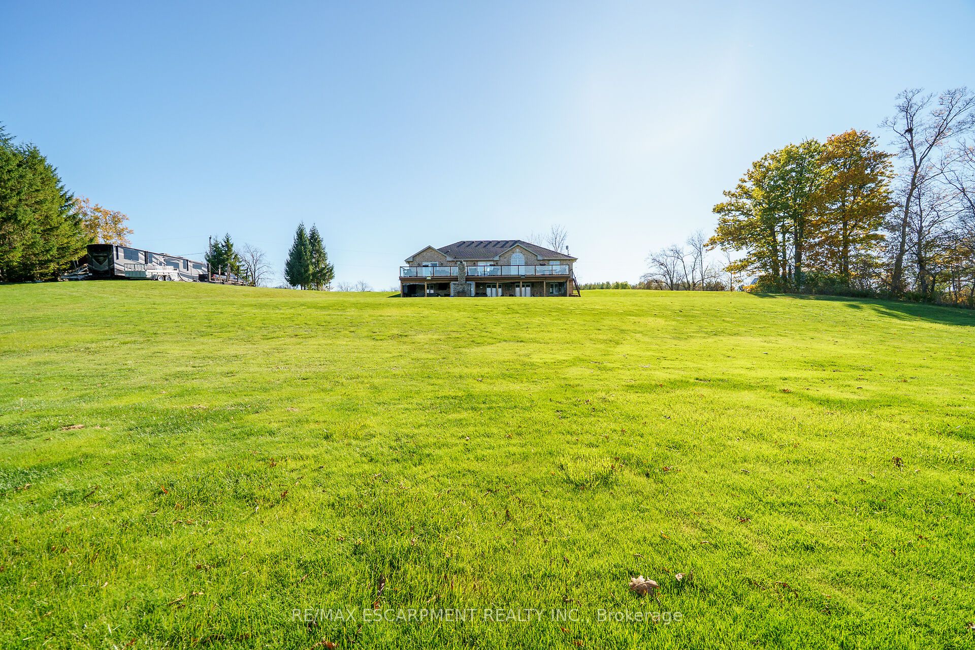 1140 River Road Property Photo 45