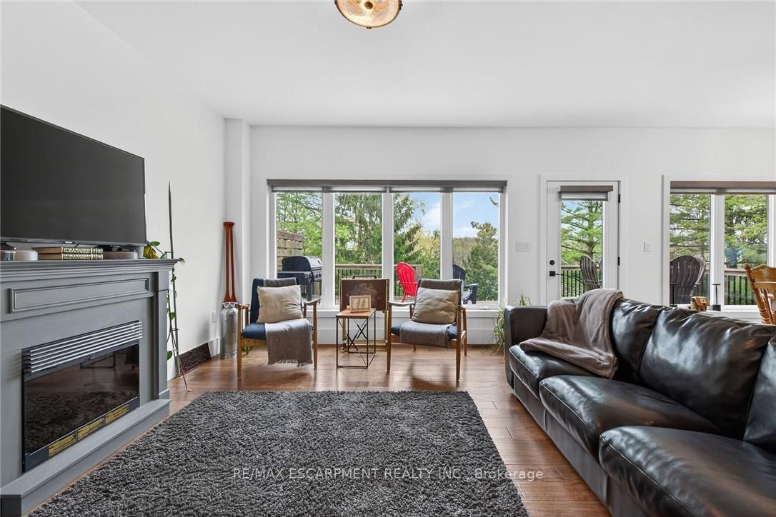 1300 River Road Property Photo 18