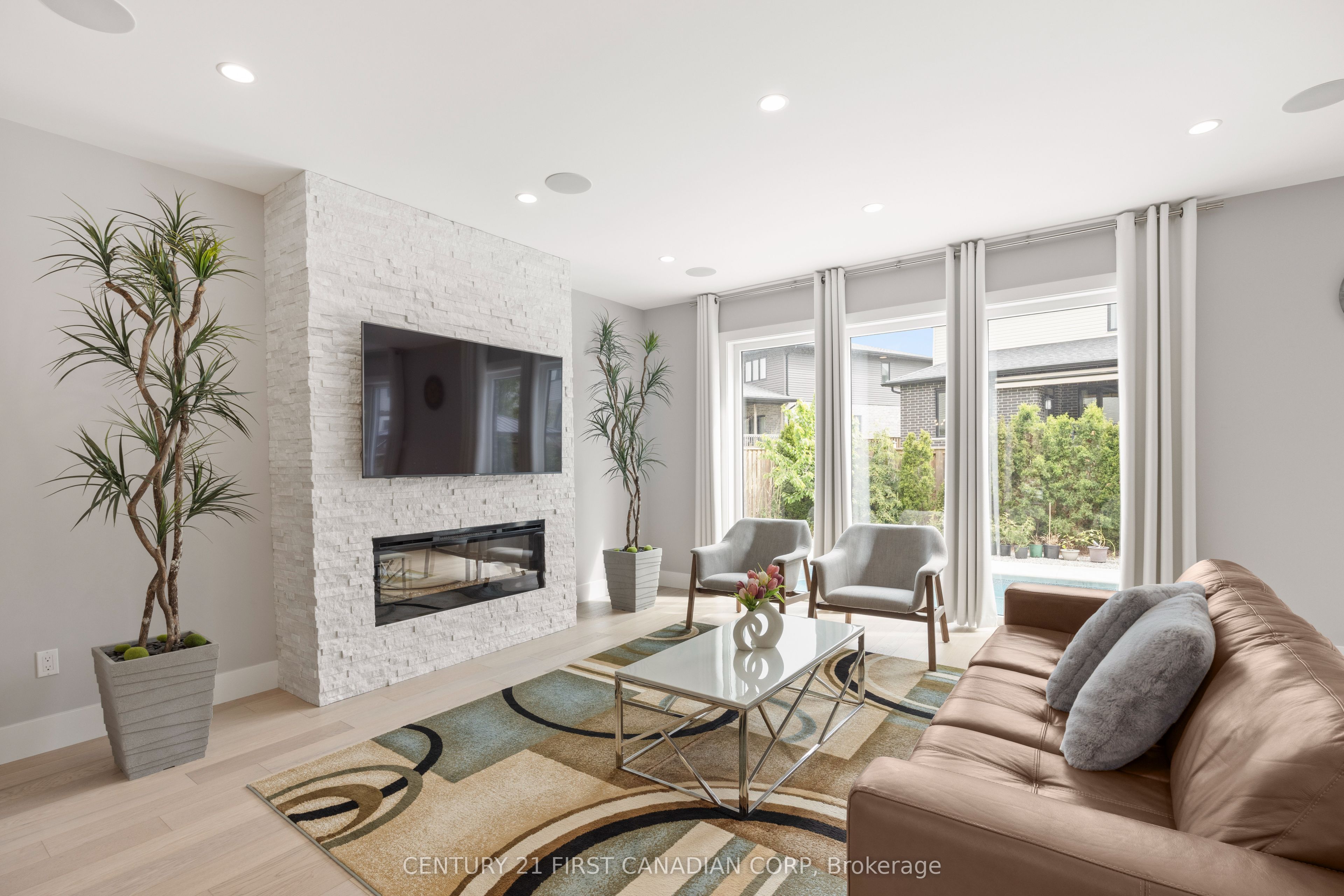 2190 Bakervilla Street Property Photo 11