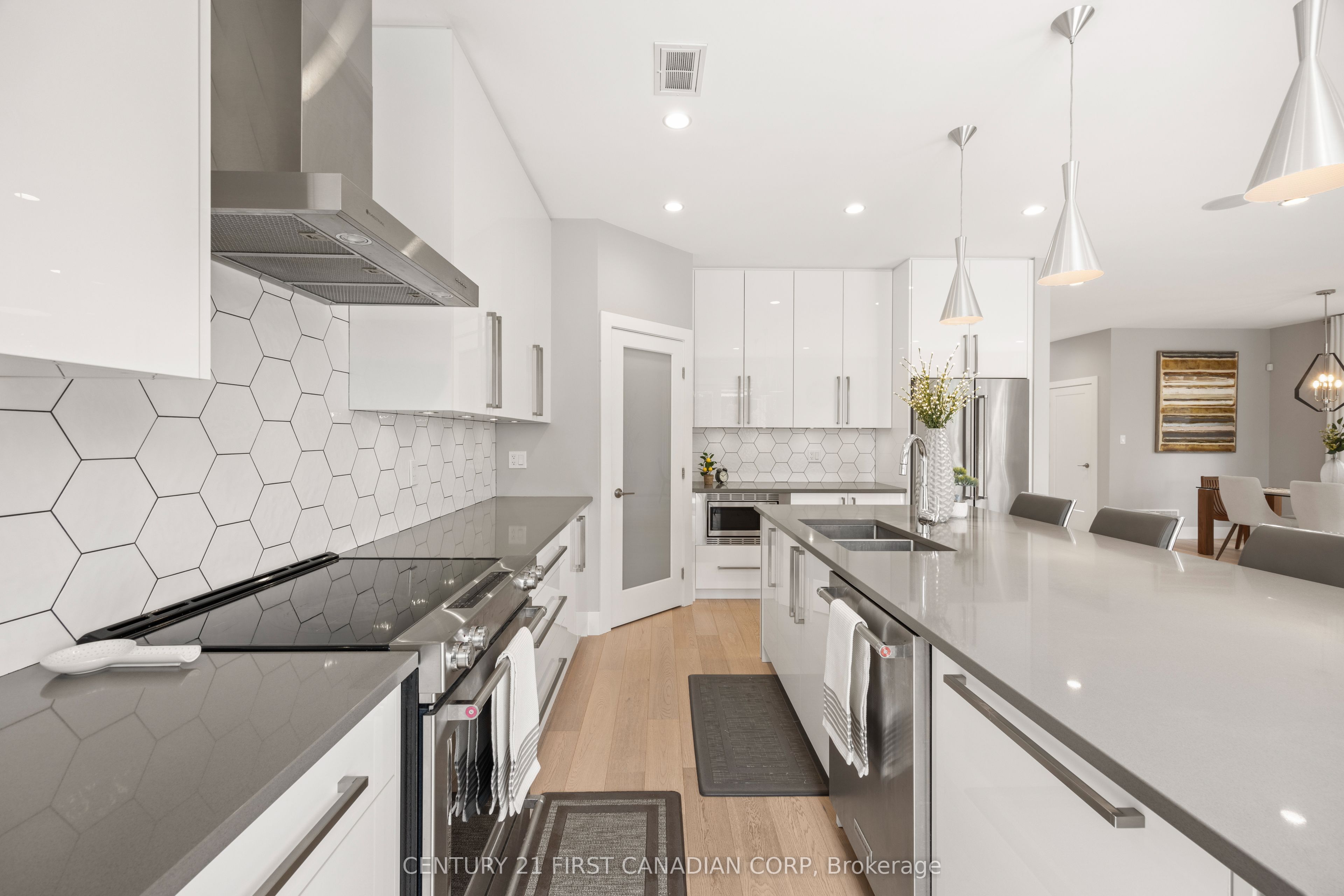 2190 Bakervilla Street Property Photo 19