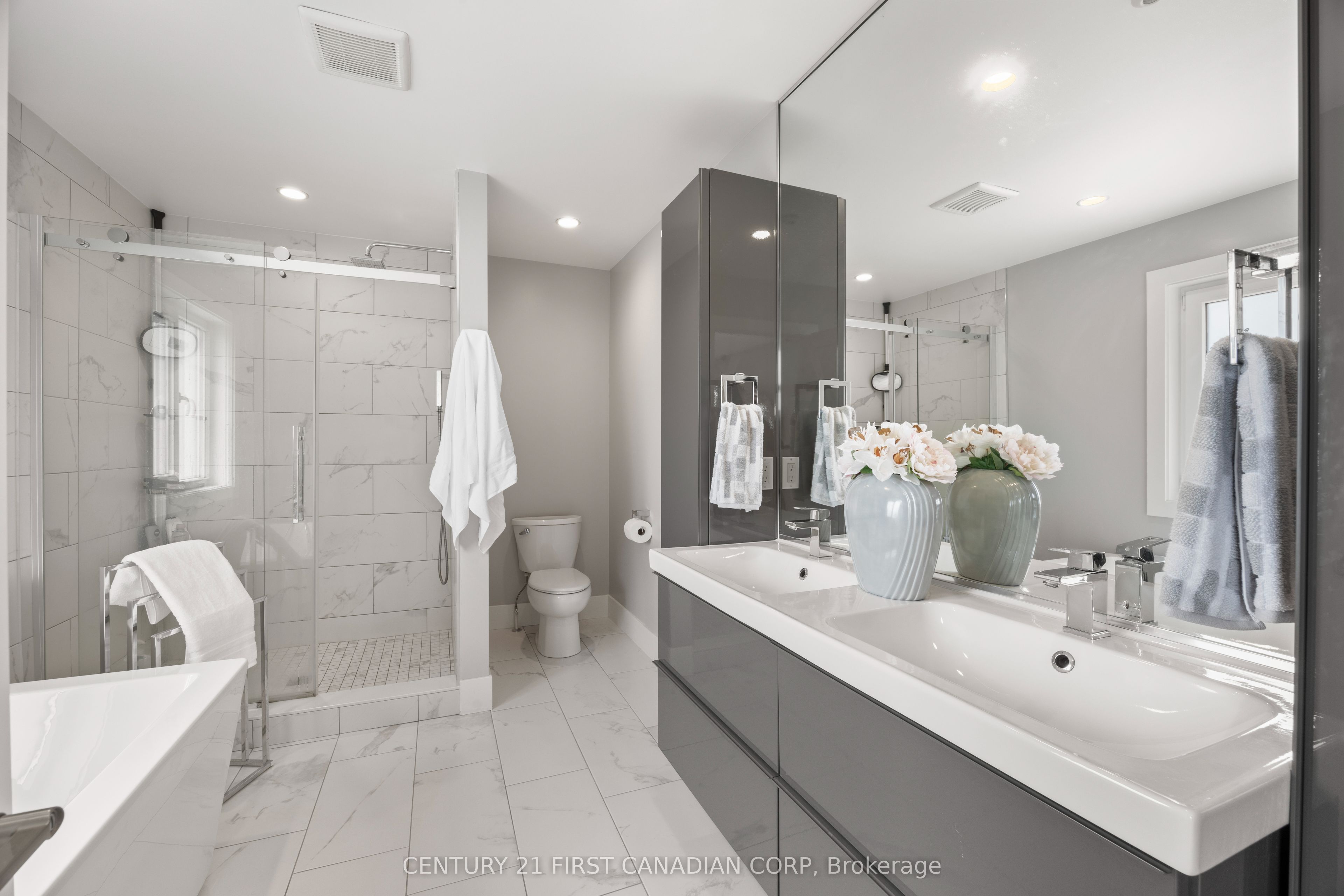 2190 Bakervilla Street Property Photo 29