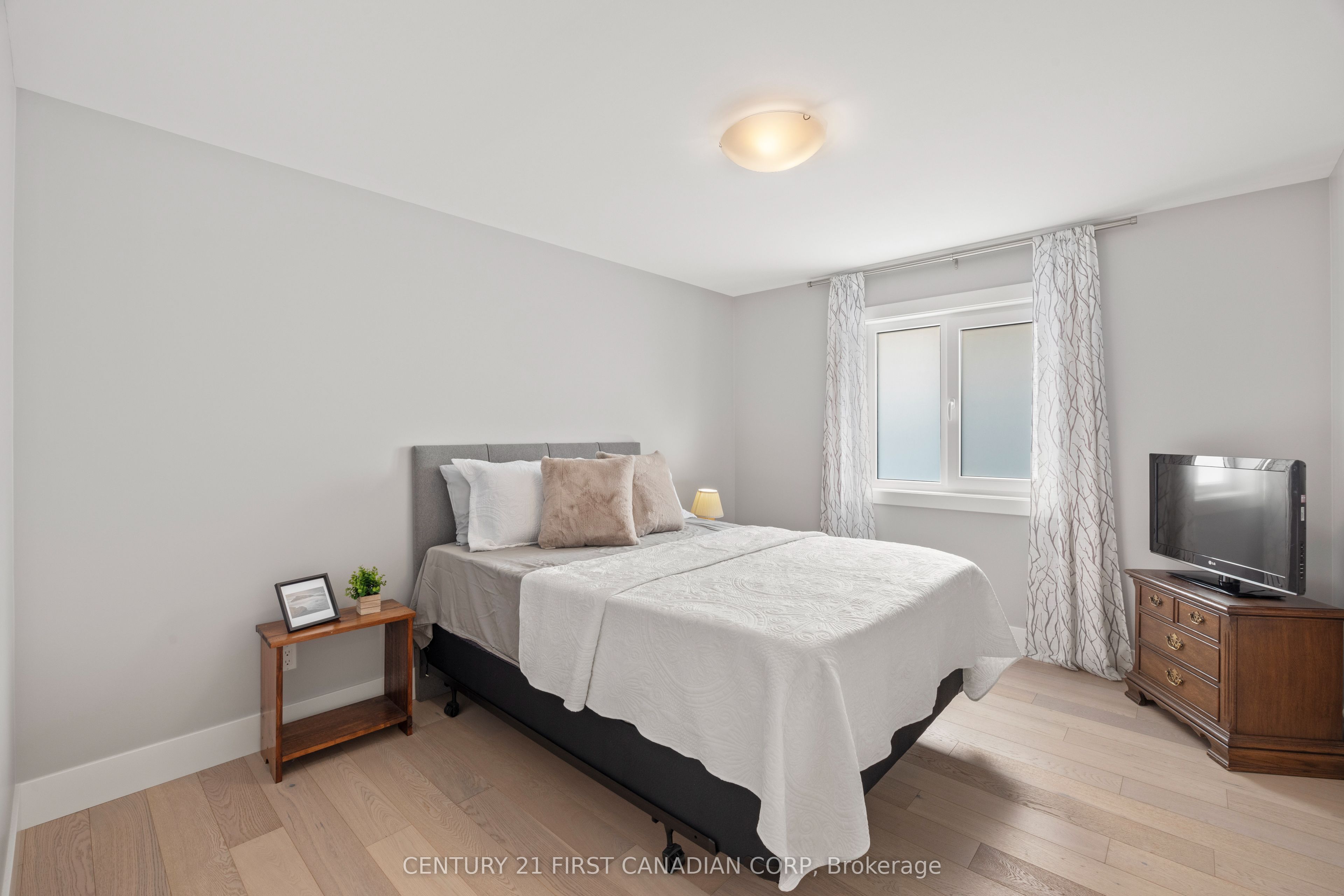 2190 Bakervilla Street Property Photo 31