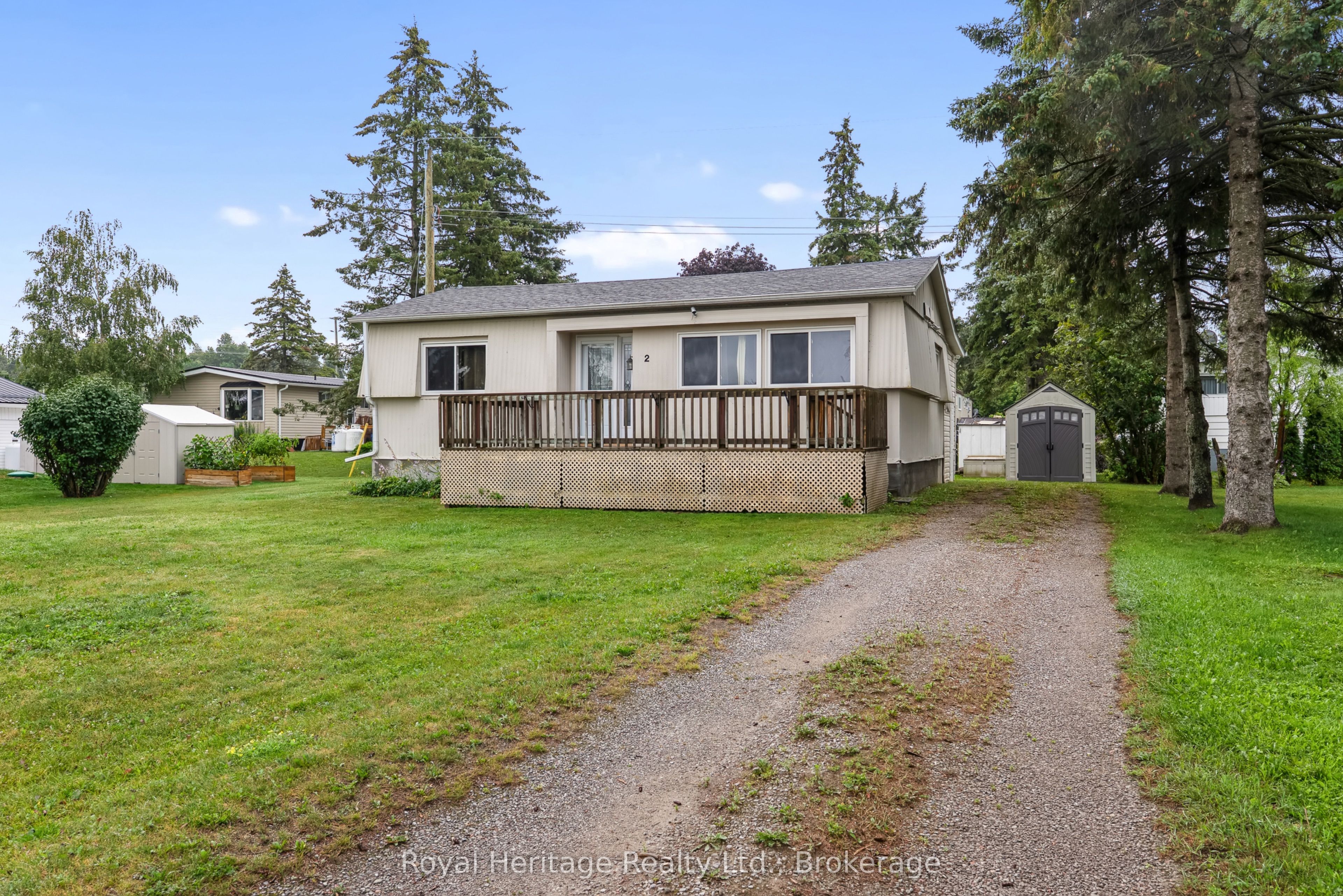 2 Fenelon Way Property Photo 1