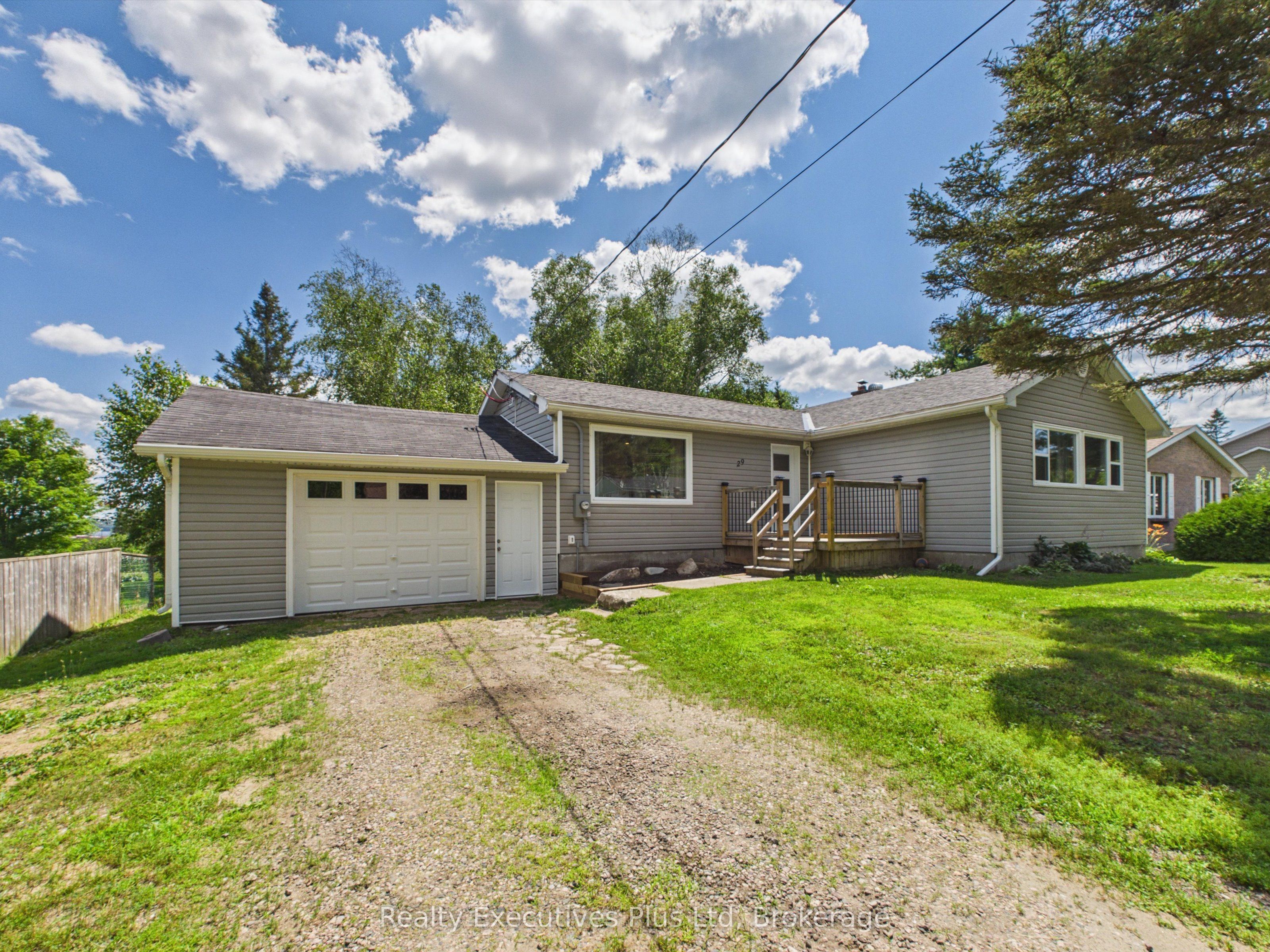 29 Queen Street Property Photo 2