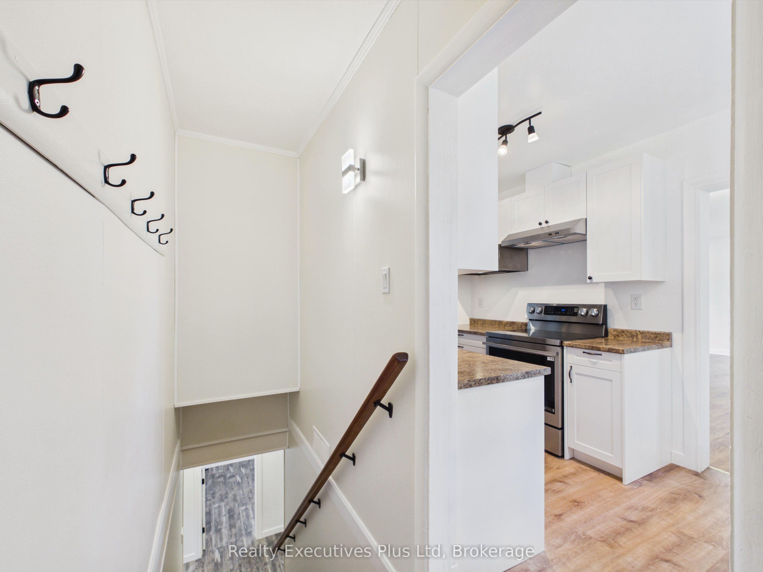 29 Queen Street Property Photo 20