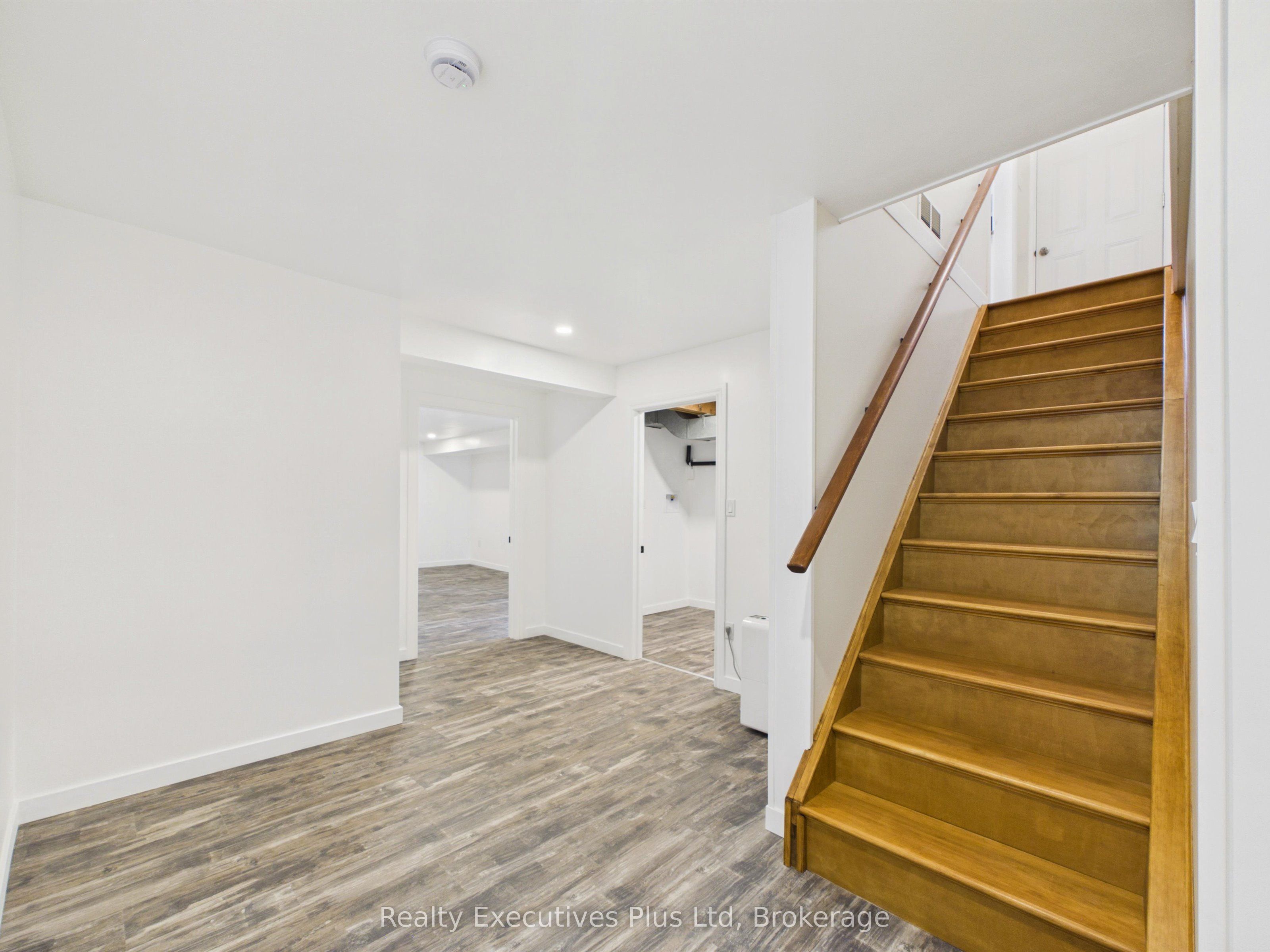 29 Queen Street Property Photo 21