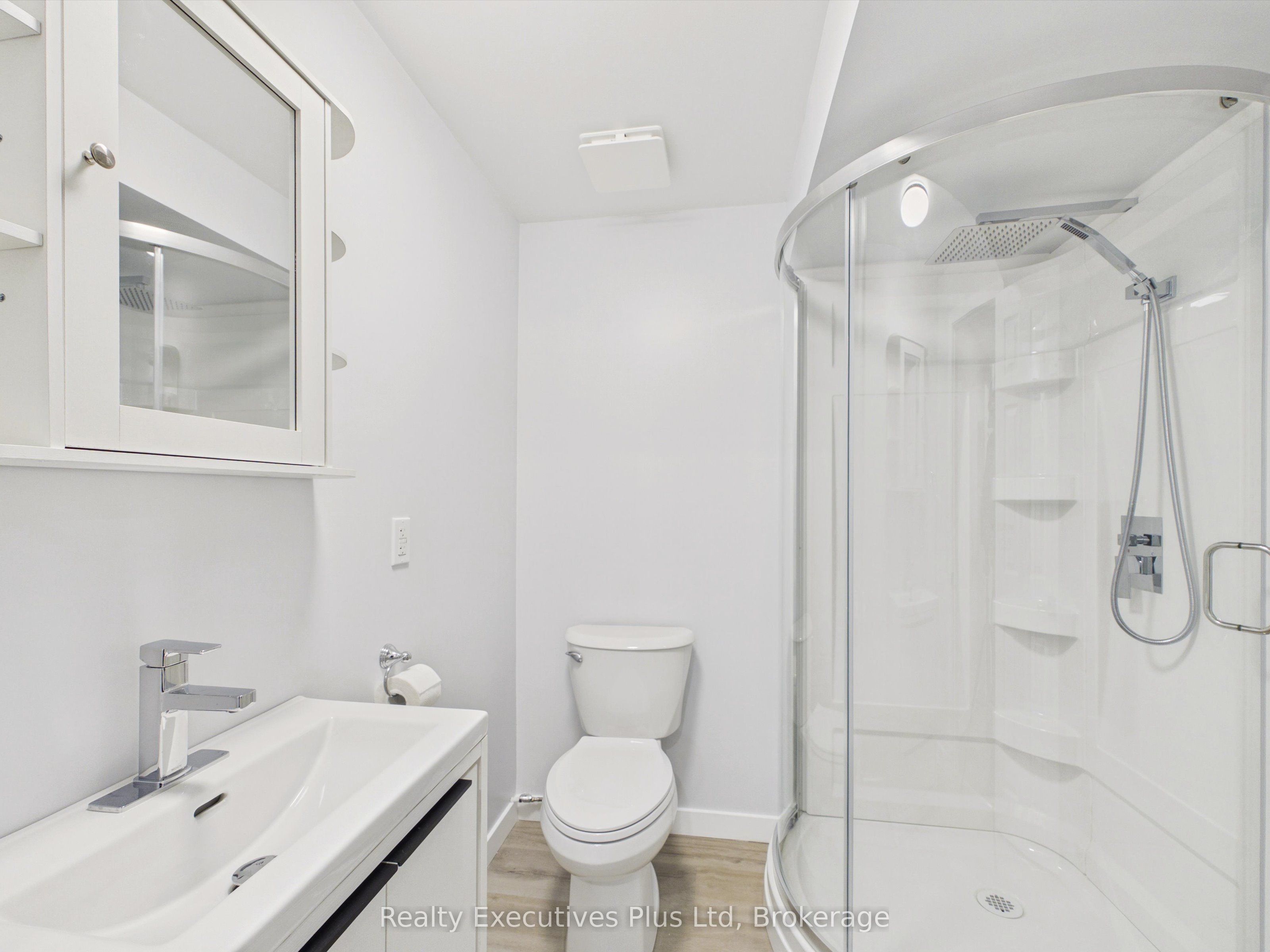 29 Queen Street Property Photo 23