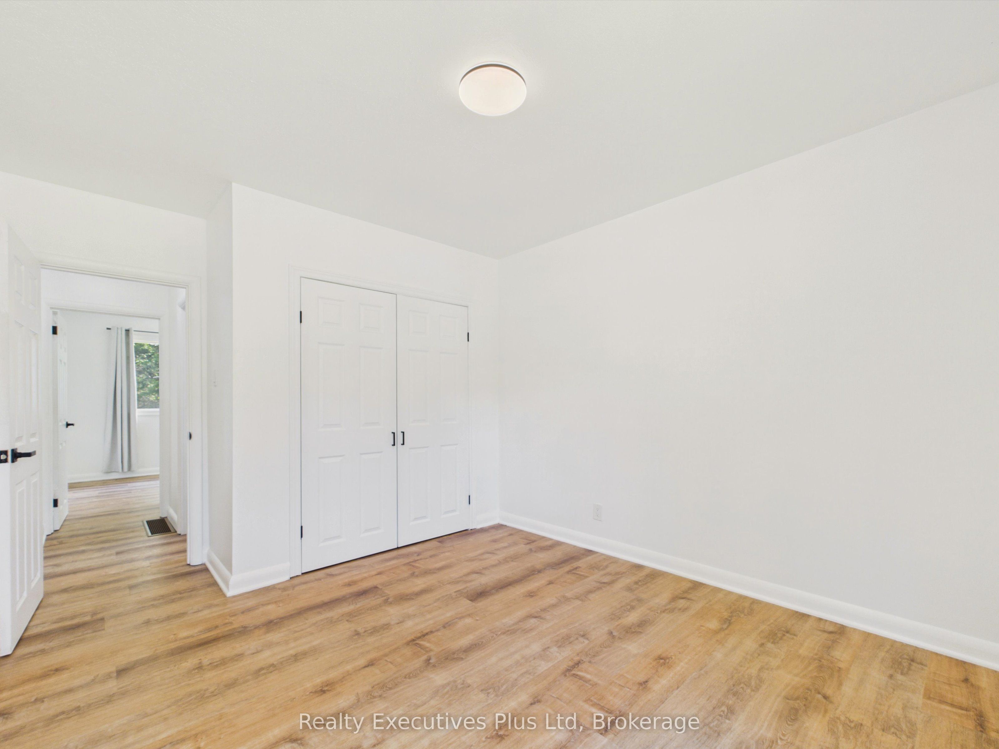 29 Queen Street Property Photo 36