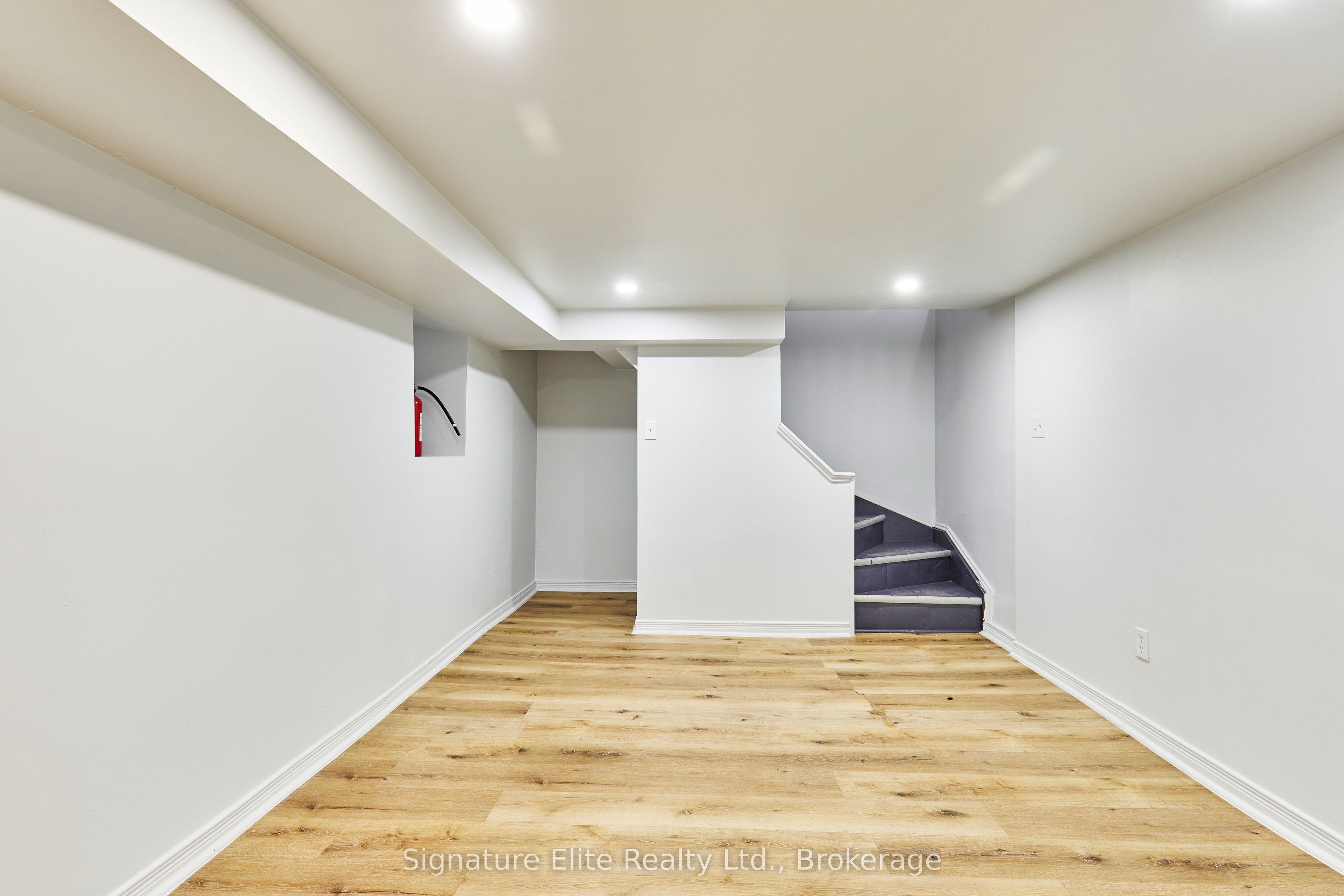 363 Barton Street E 3 Property Photo 12