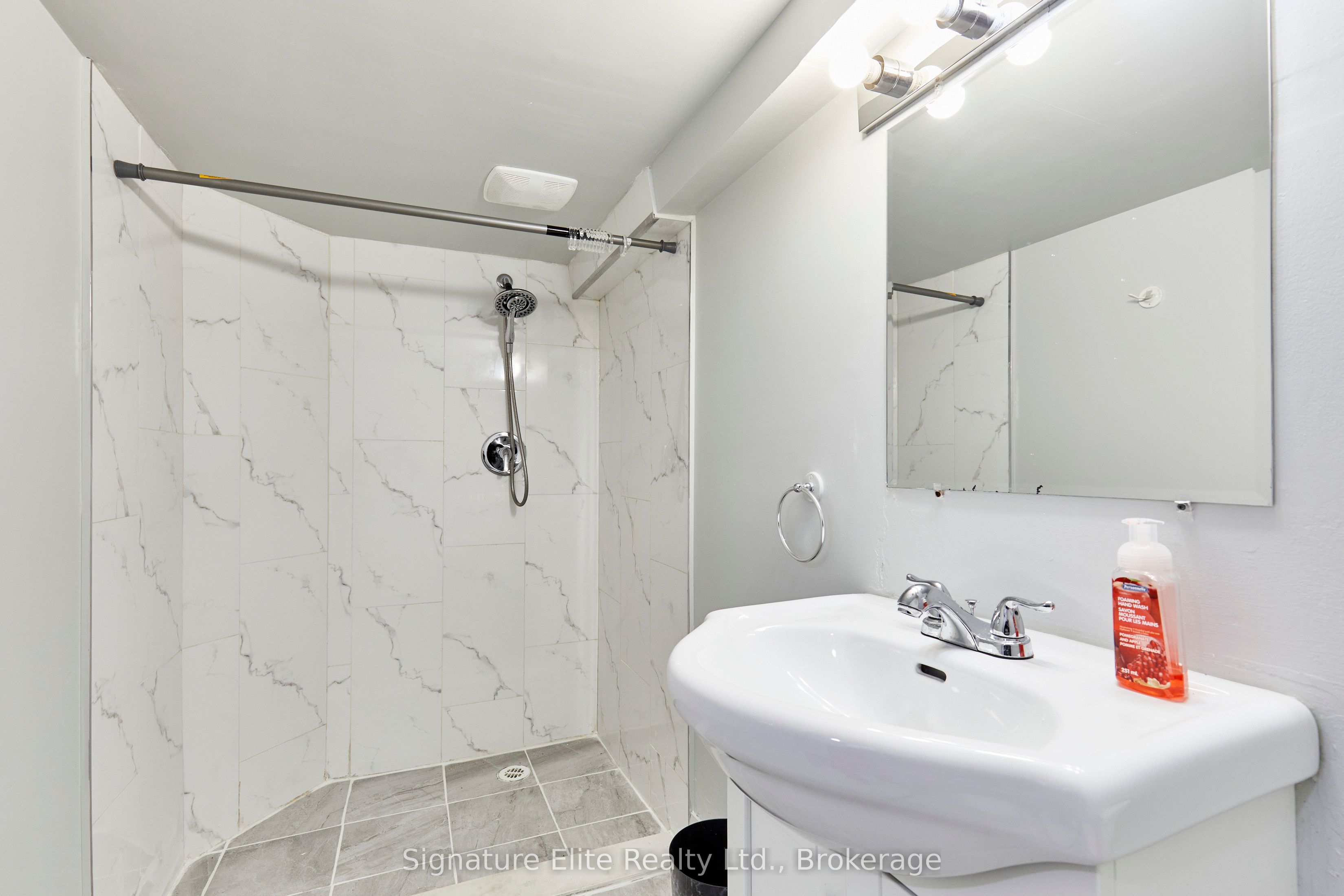 363 Barton Street E 3 Property Photo 18