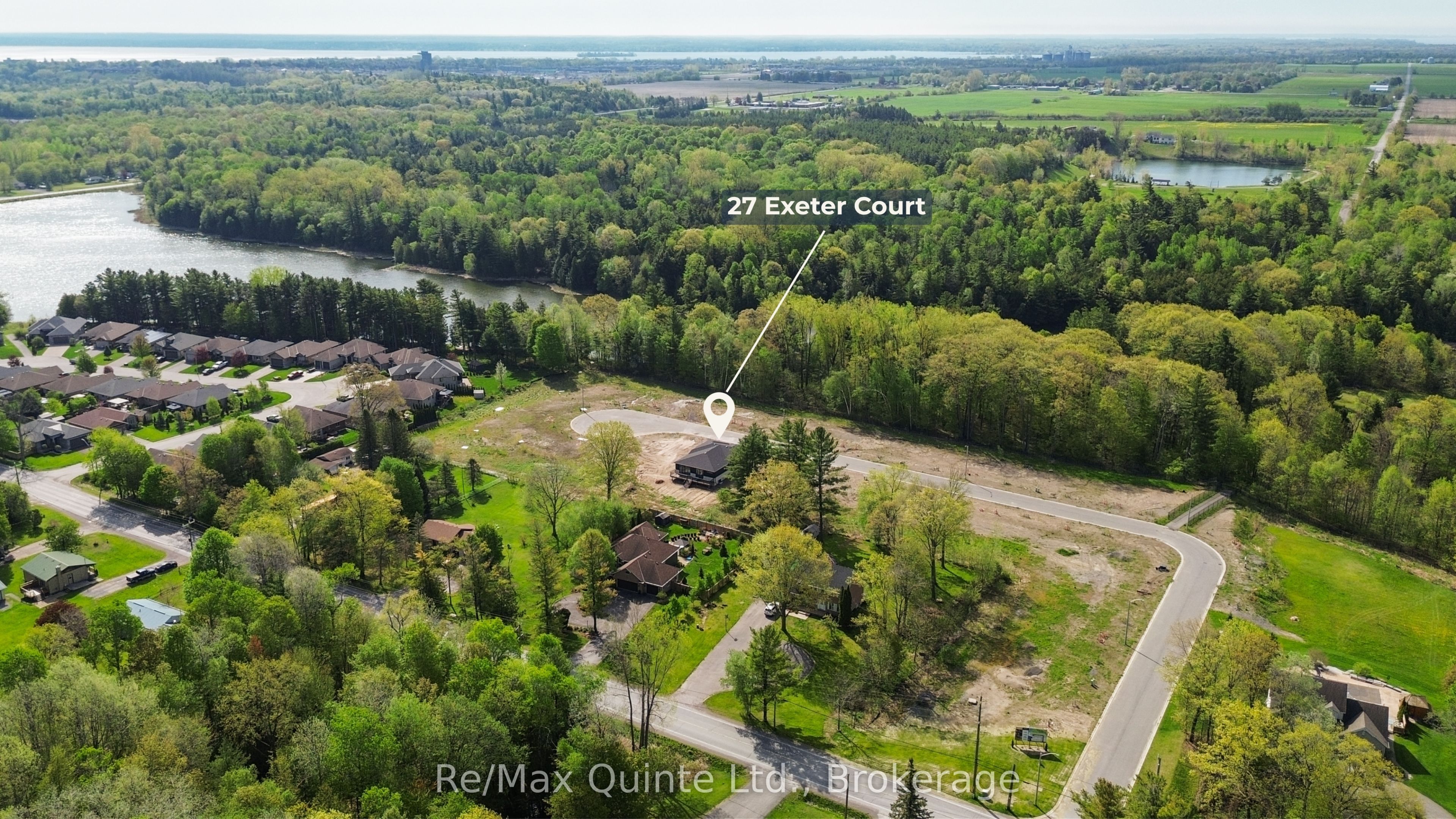 27 Exeter Court Property Photo 2