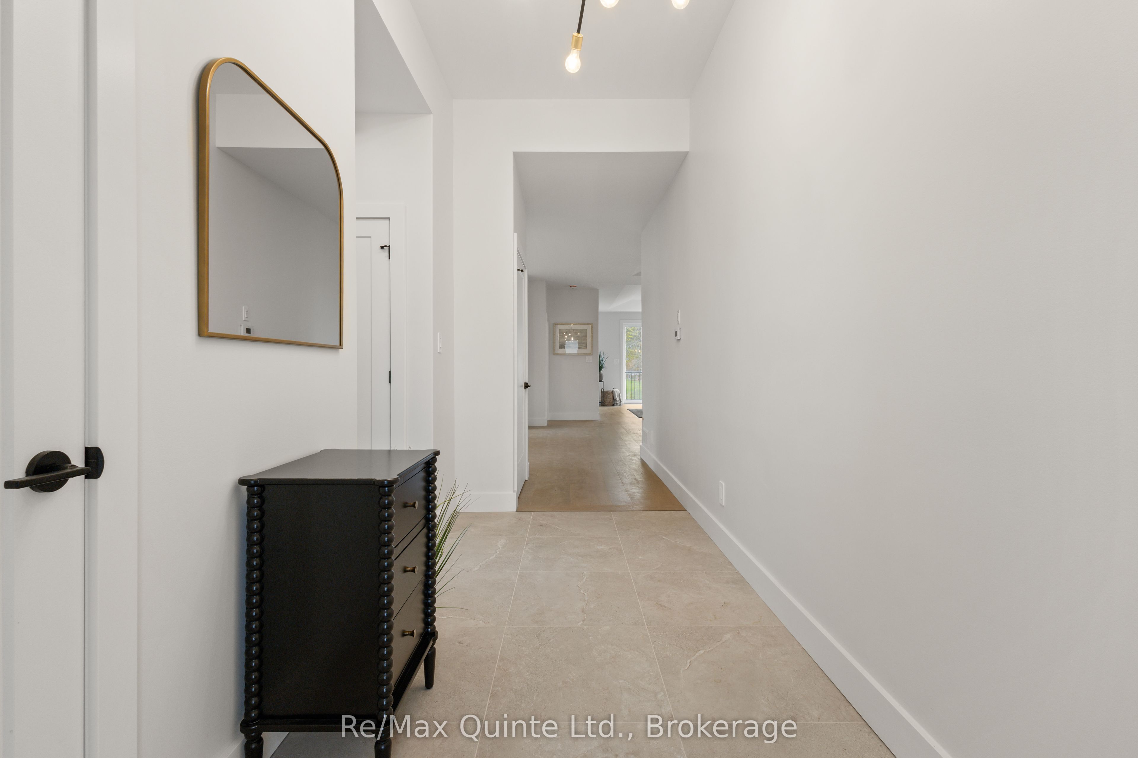 27 Exeter Court Property Photo 9