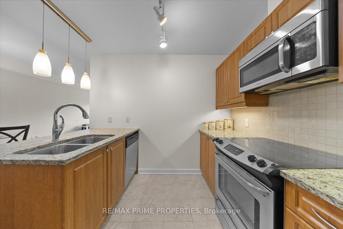 310 Centrum Boulevard 506 Property Photo 8