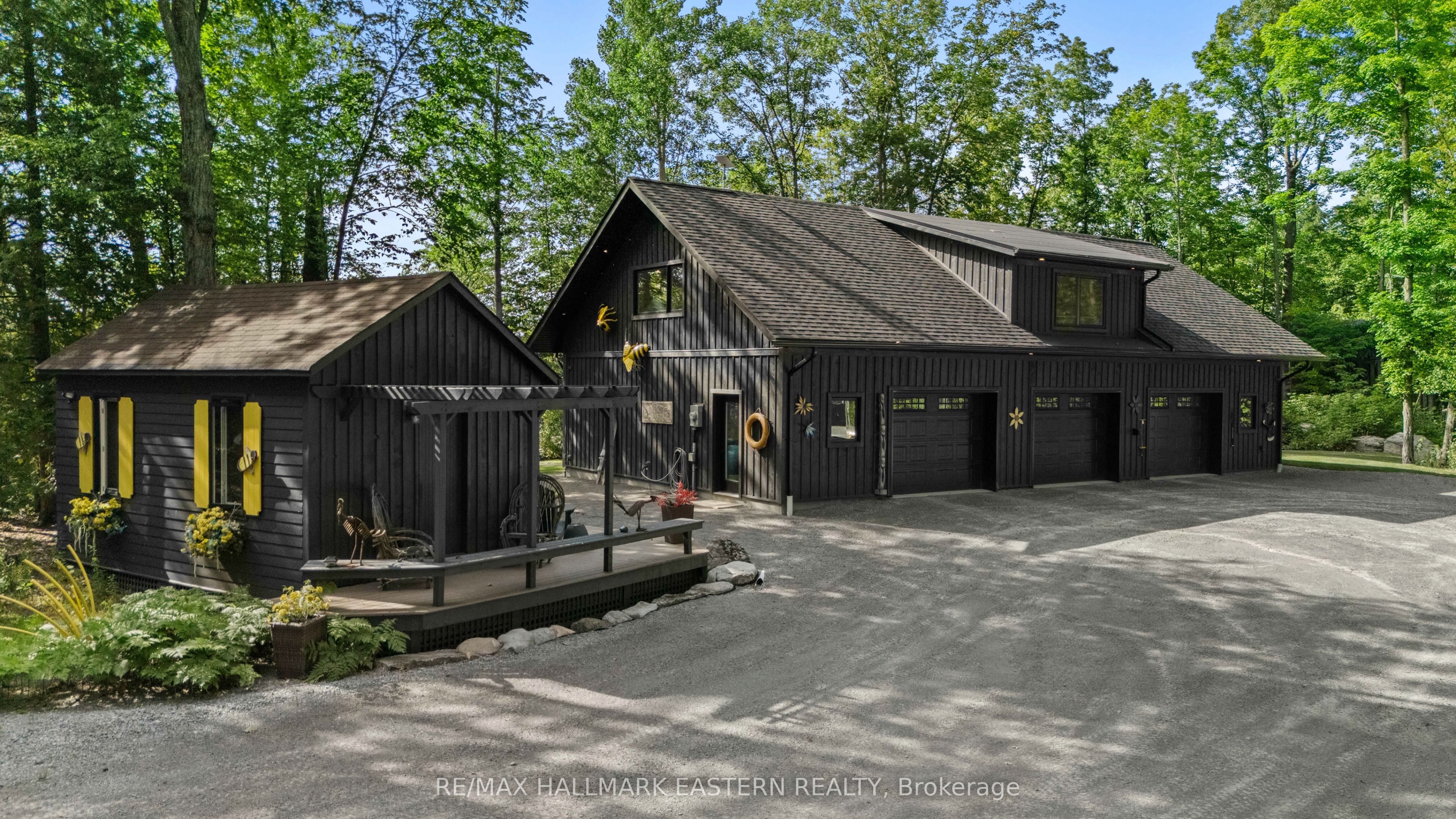 1052 Tedford Lane Property Photo 4