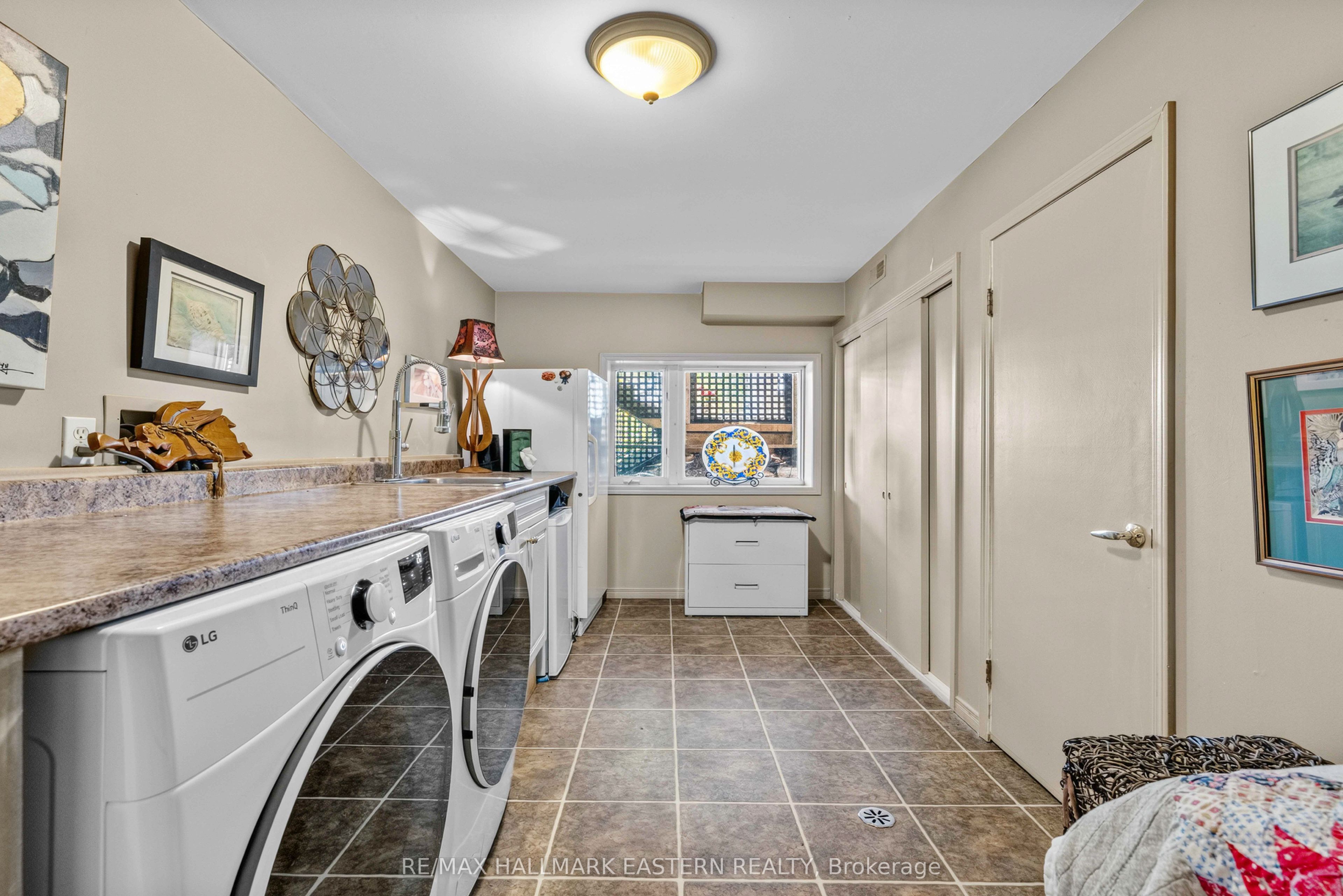 1052 Tedford Lane Property Photo 19