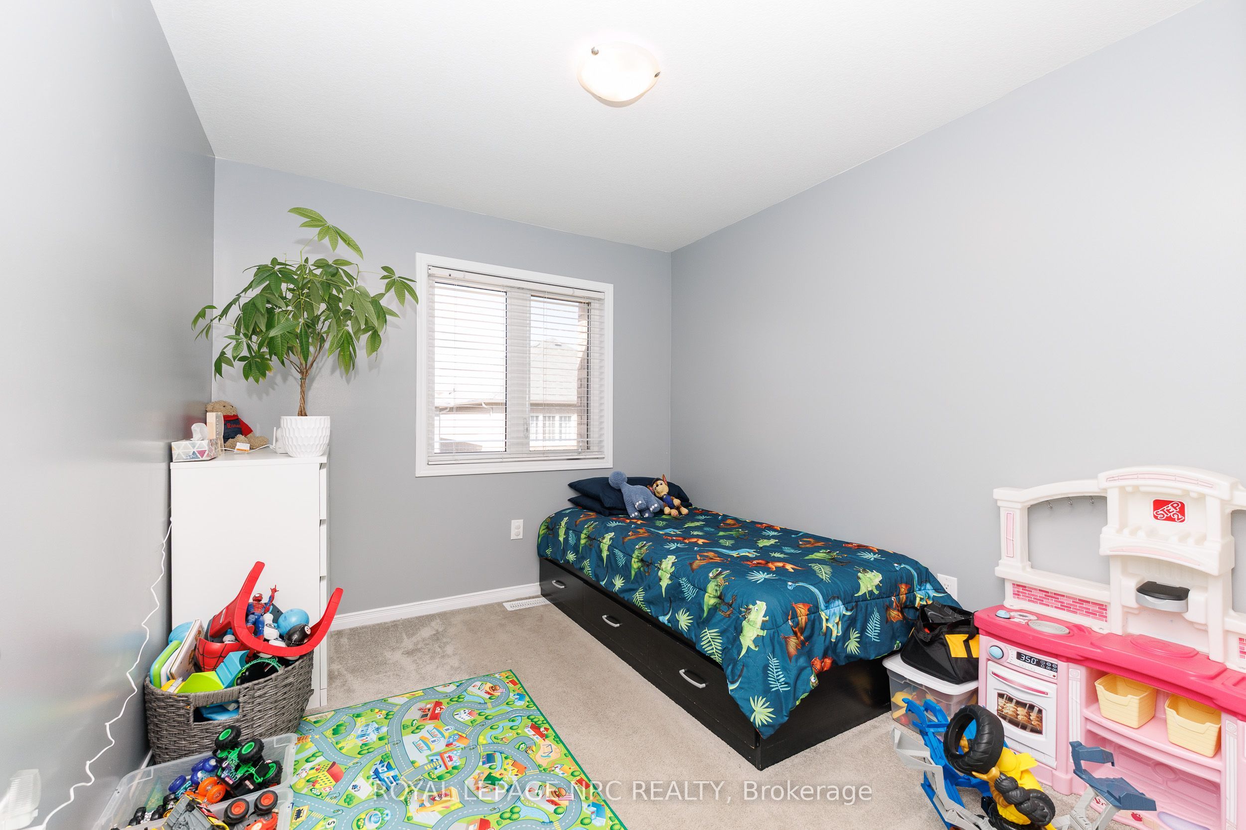 7794 White Pine Crescent Property Photo 22