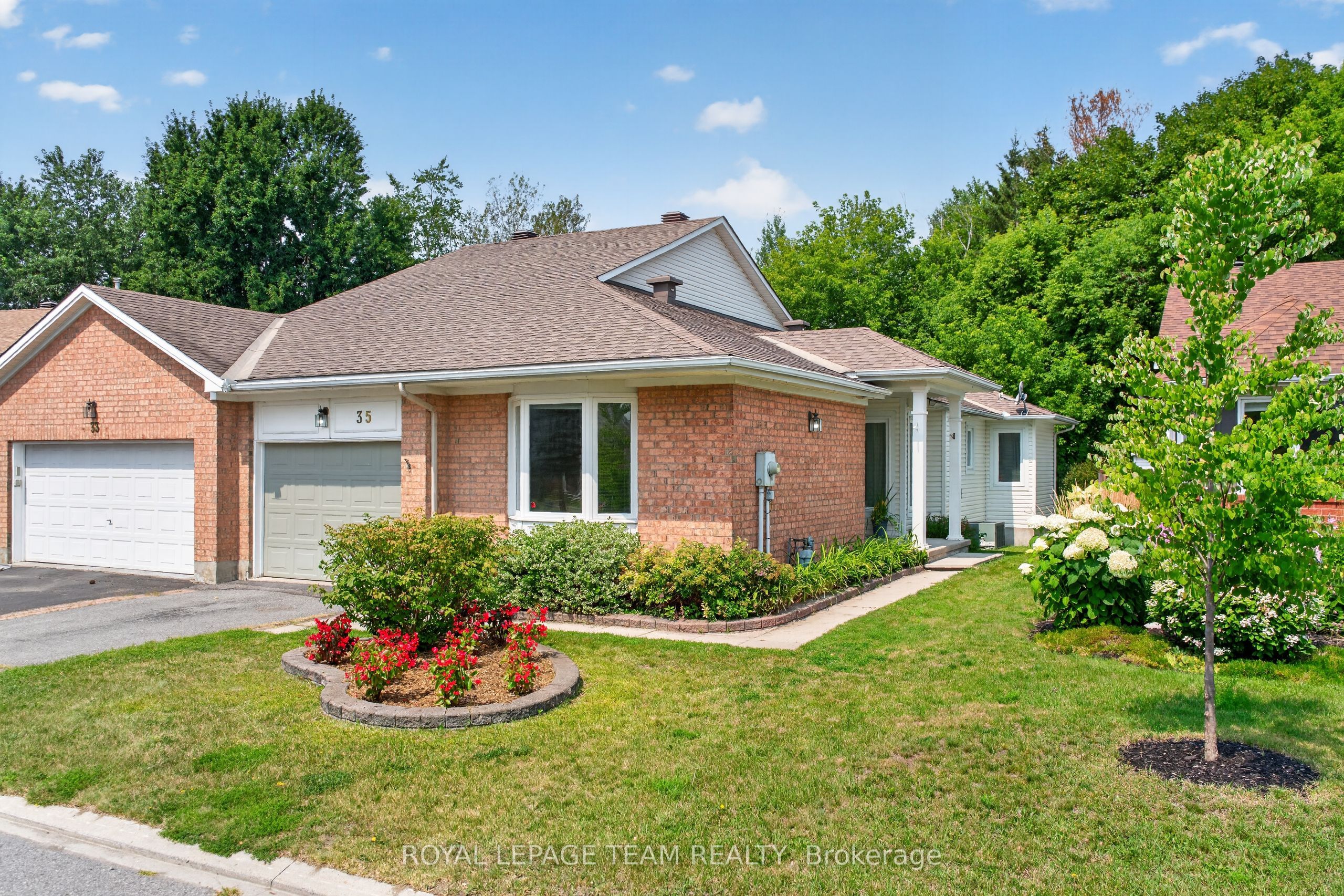 35 Billingham Crescent Property Photo 1