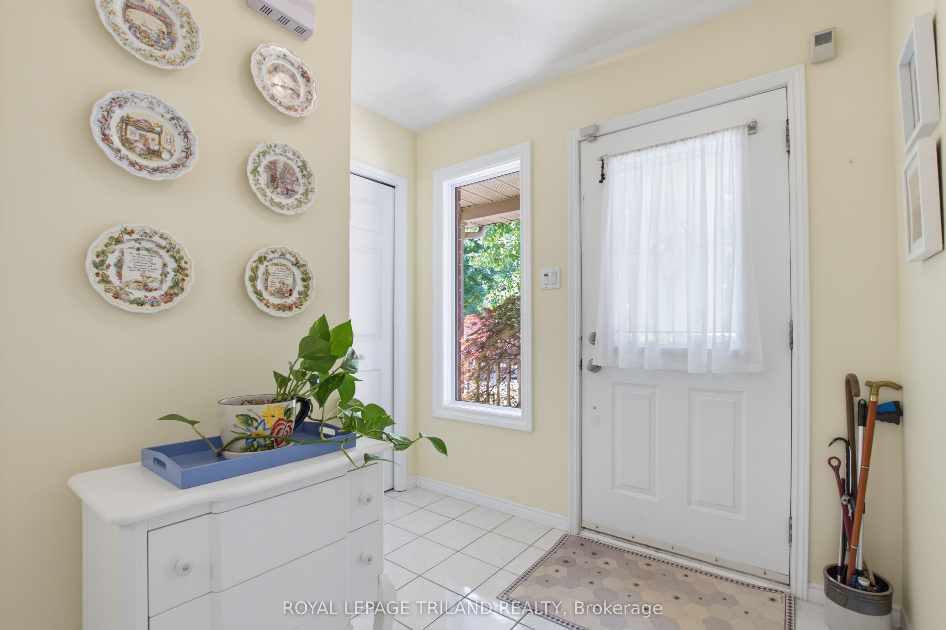 117 Bournemouth Drive Property Photo 9