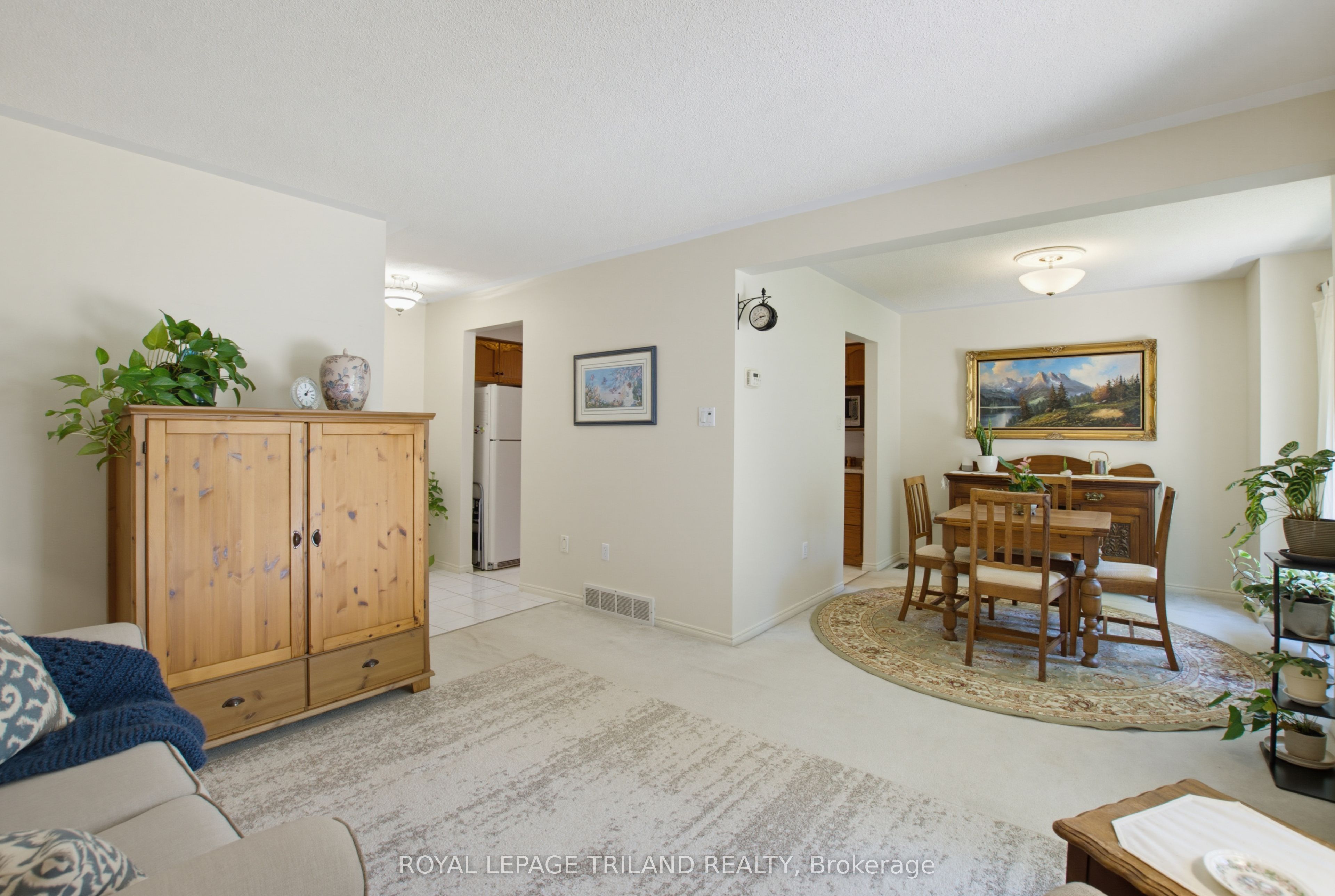 117 Bournemouth Drive Property Photo 12
