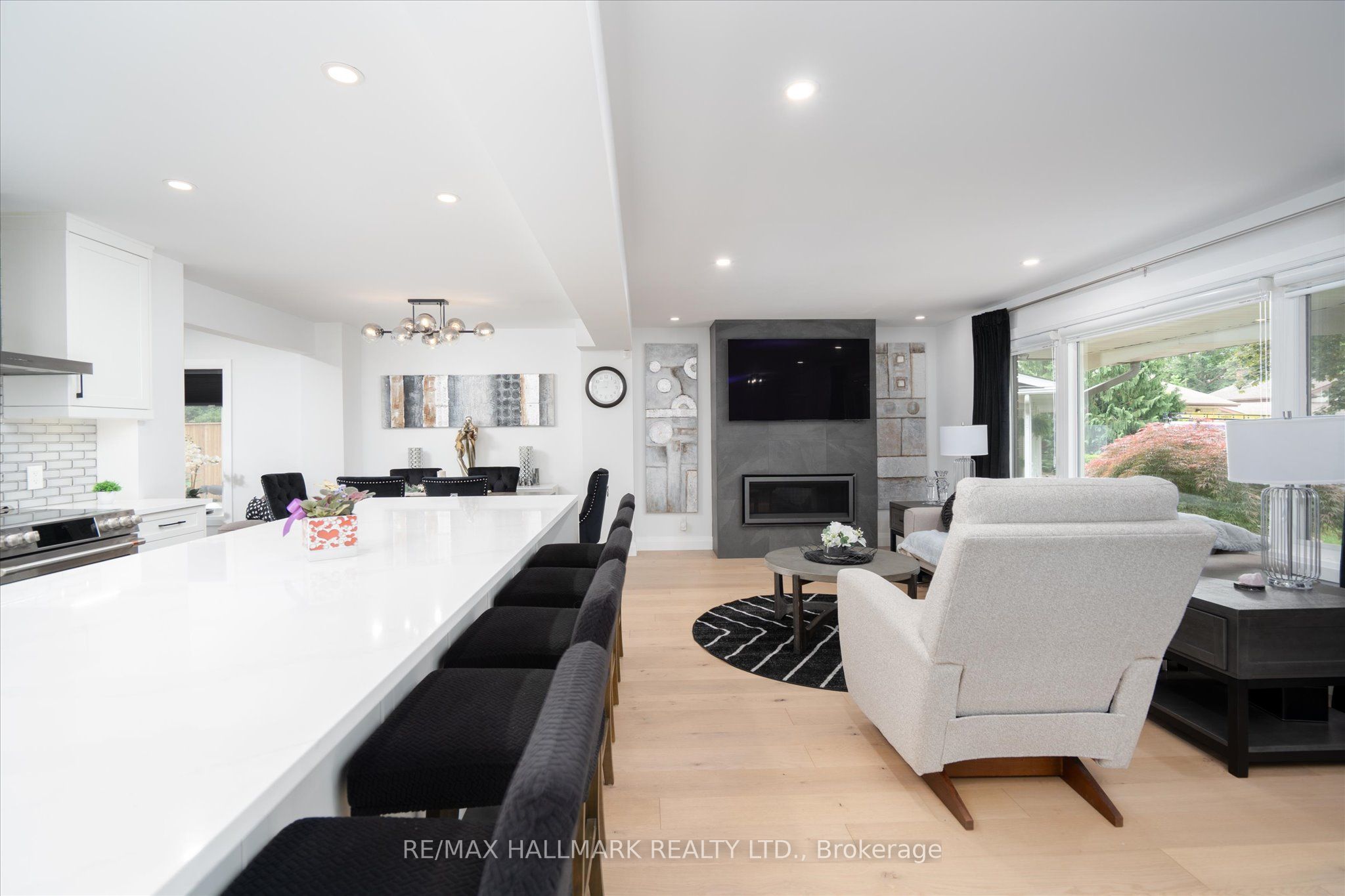 119 Charlotte Place Property Photo 6