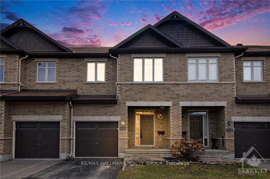 428 ARNCLIFFE Avenue Property Photo 1