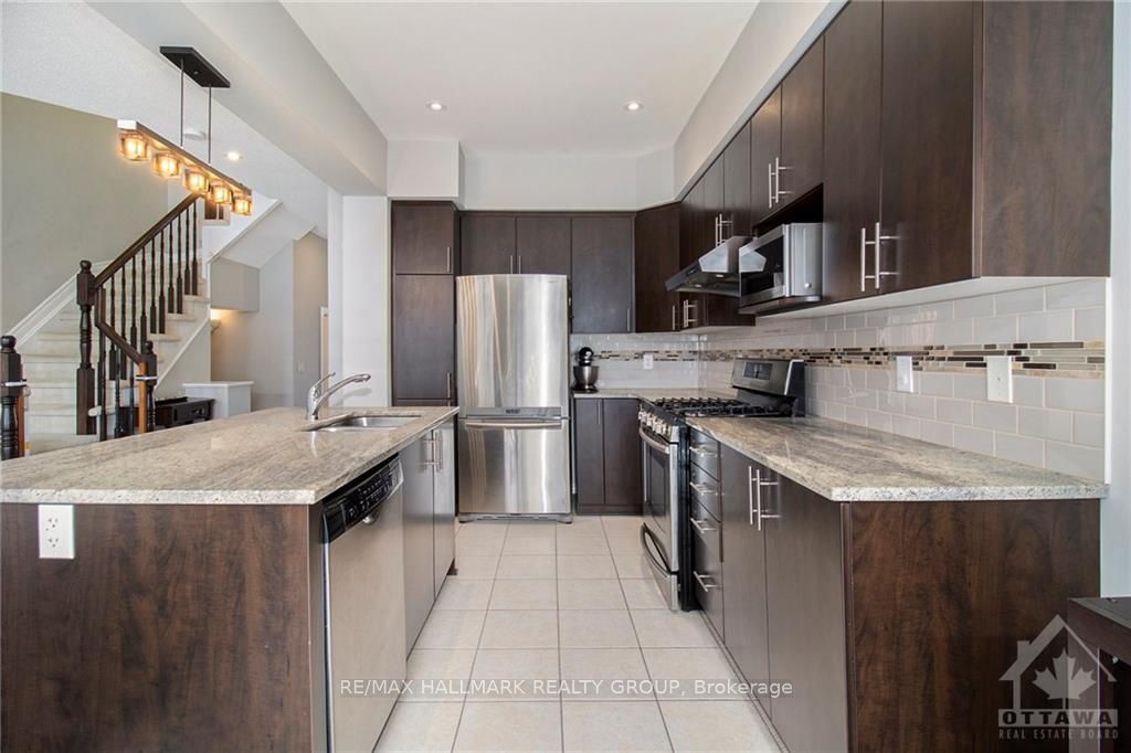 428 Arncliffe Avenue Property Photo 7