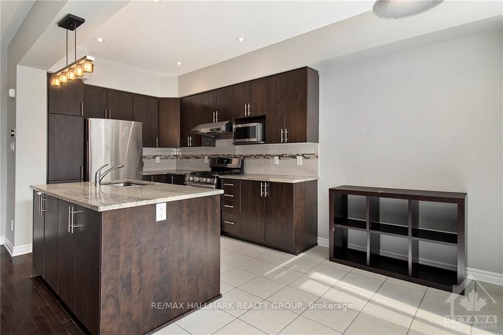 428 Arncliffe Avenue Property Photo 8
