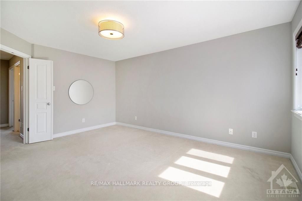 428 Arncliffe Avenue Property Photo 14