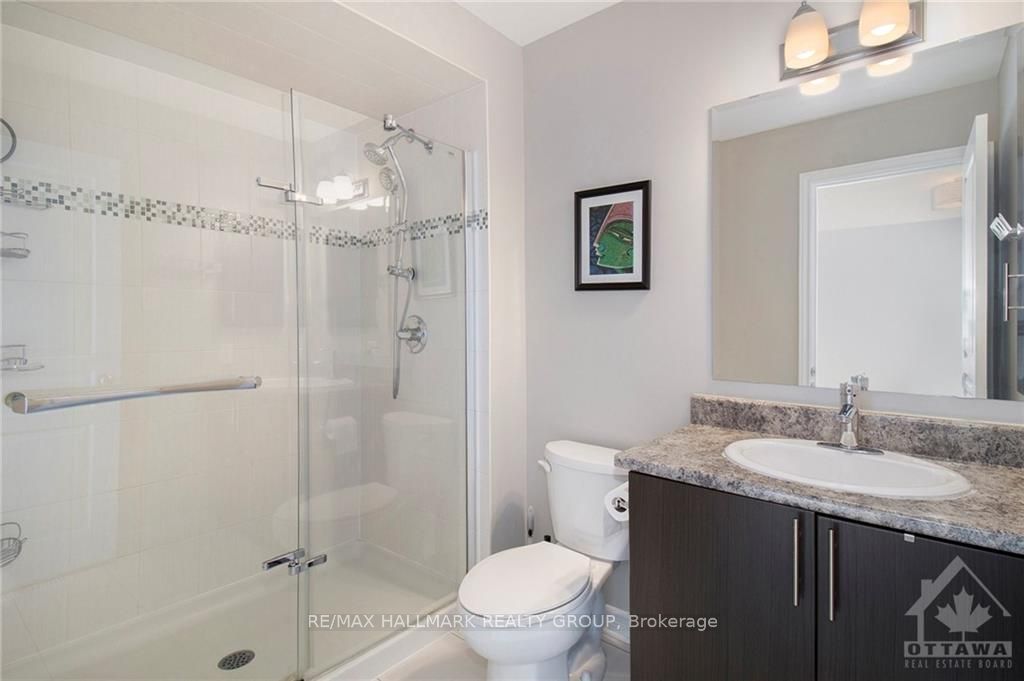 428 Arncliffe Avenue Property Photo 16
