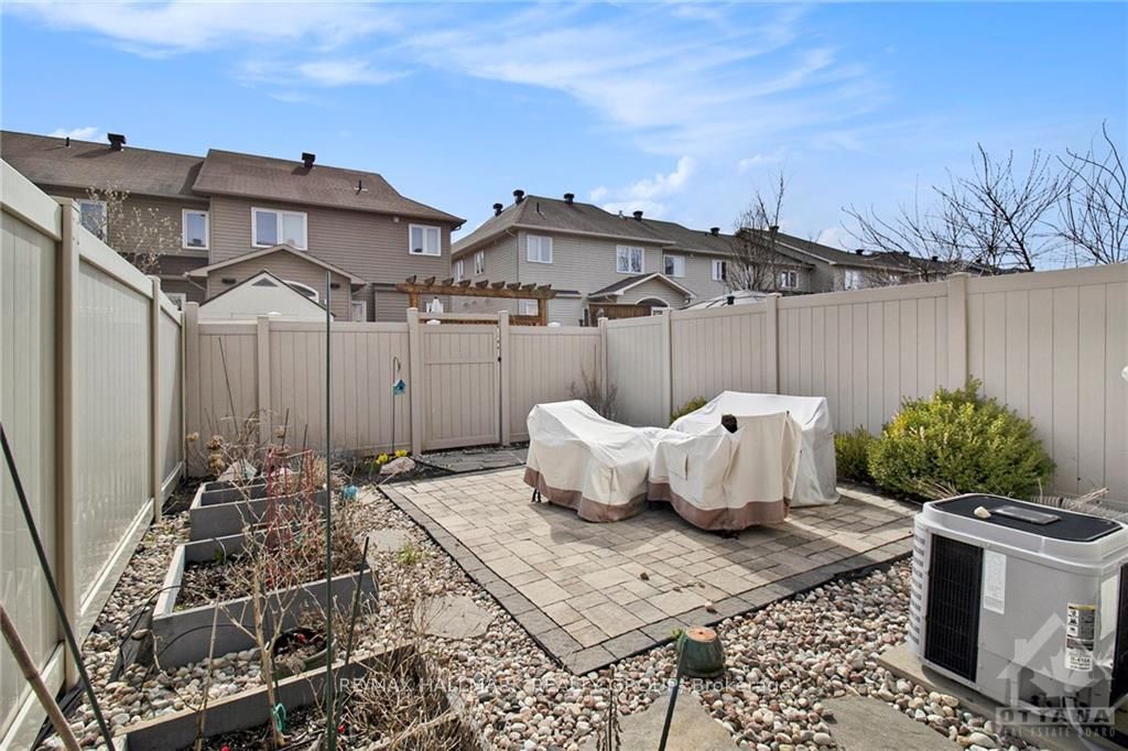 428 Arncliffe Avenue Property Photo 25