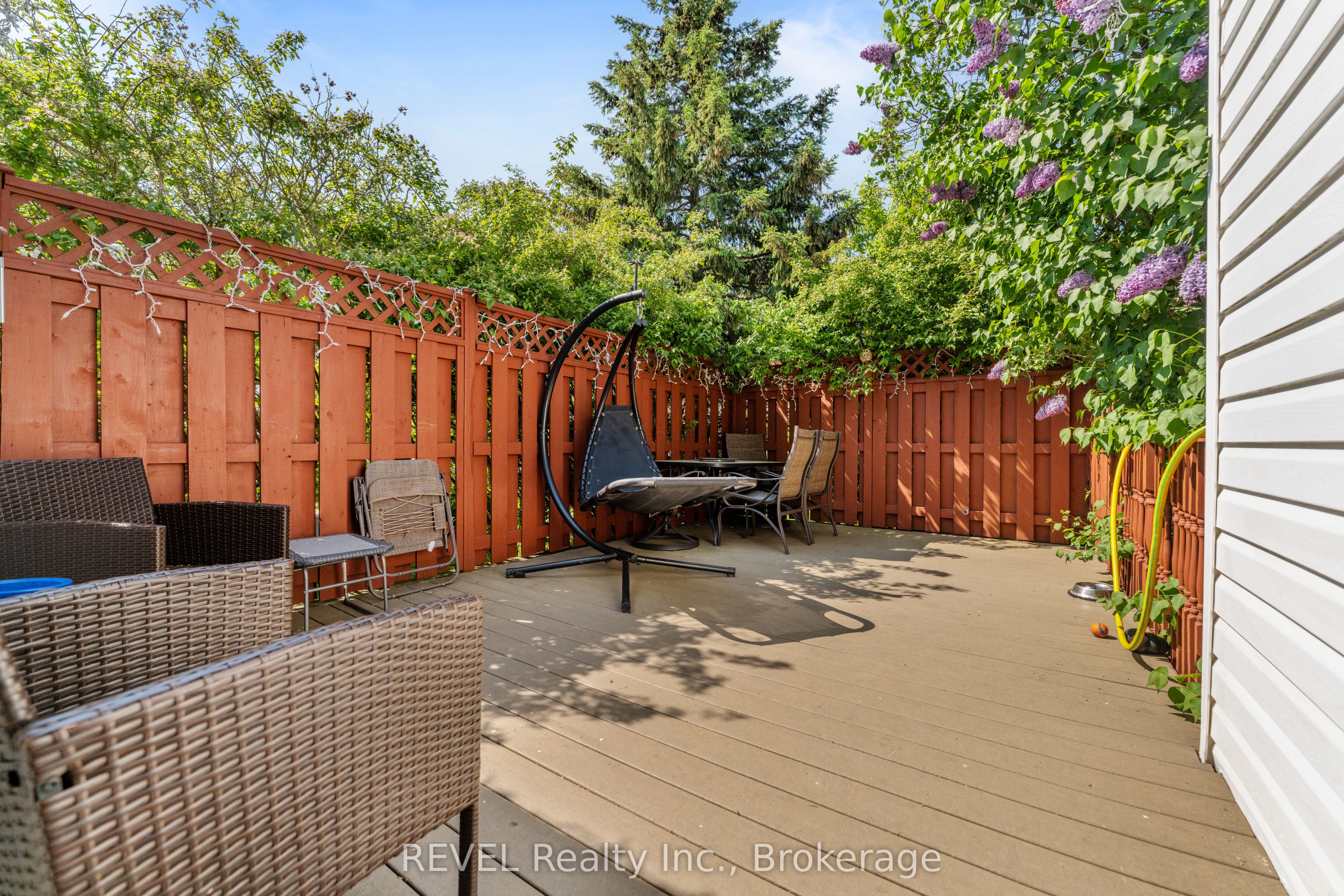 7962 Booth Street Property Photo 25