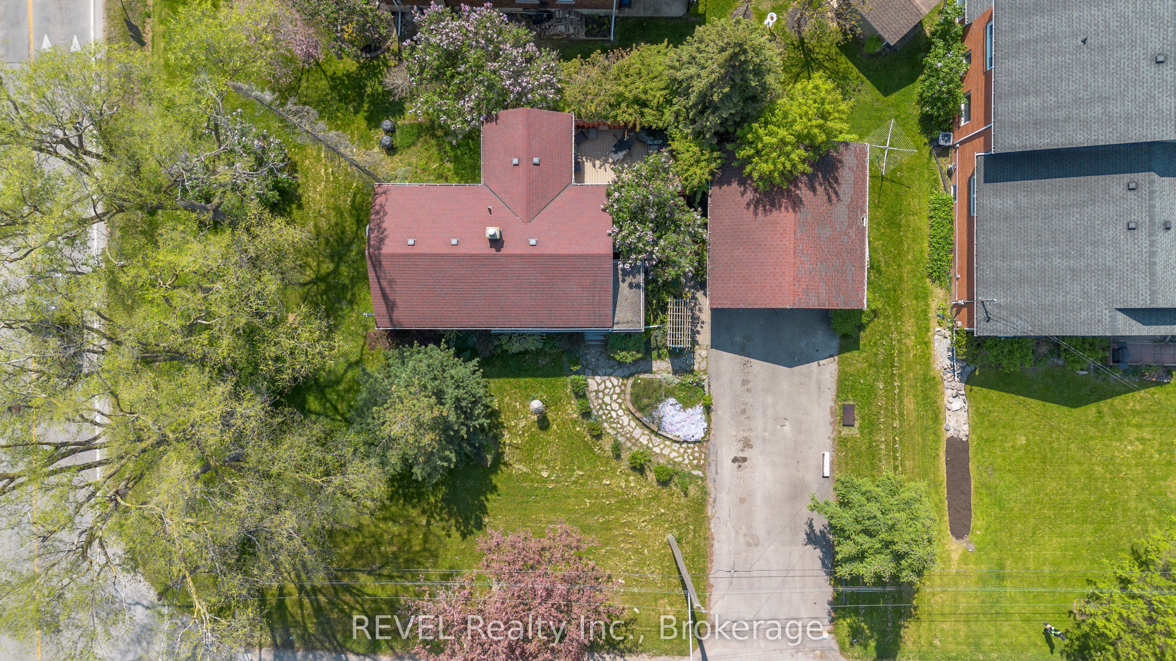 7962 Booth Street Property Photo 28
