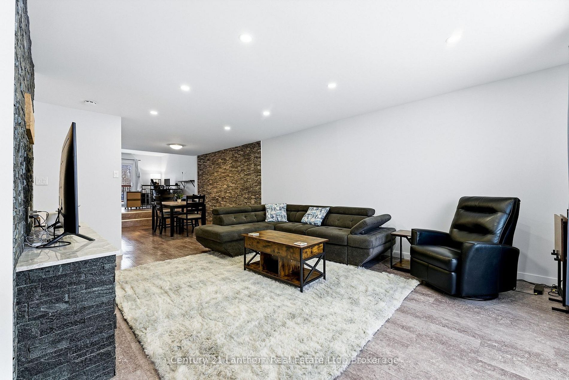 115 Ridley Street Property Photo 3