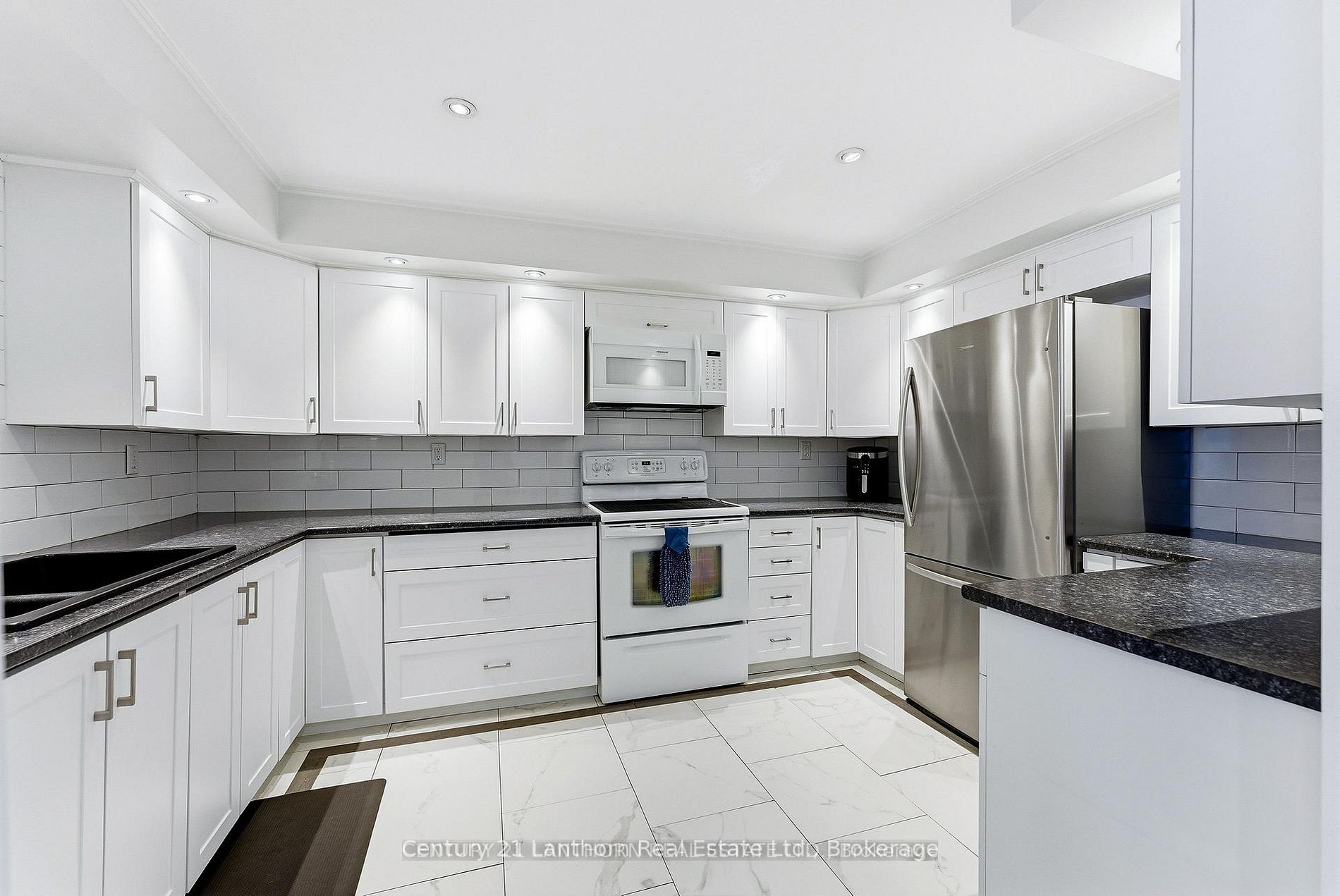 115 Ridley Street Property Photo 4