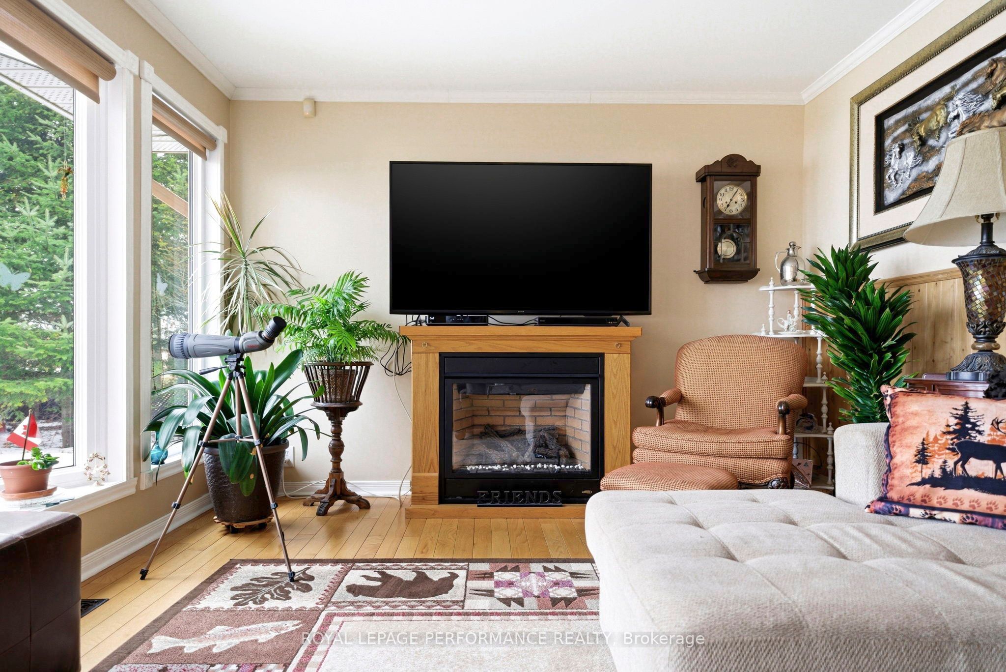 6588 Tree Haven Road Property Photo 8