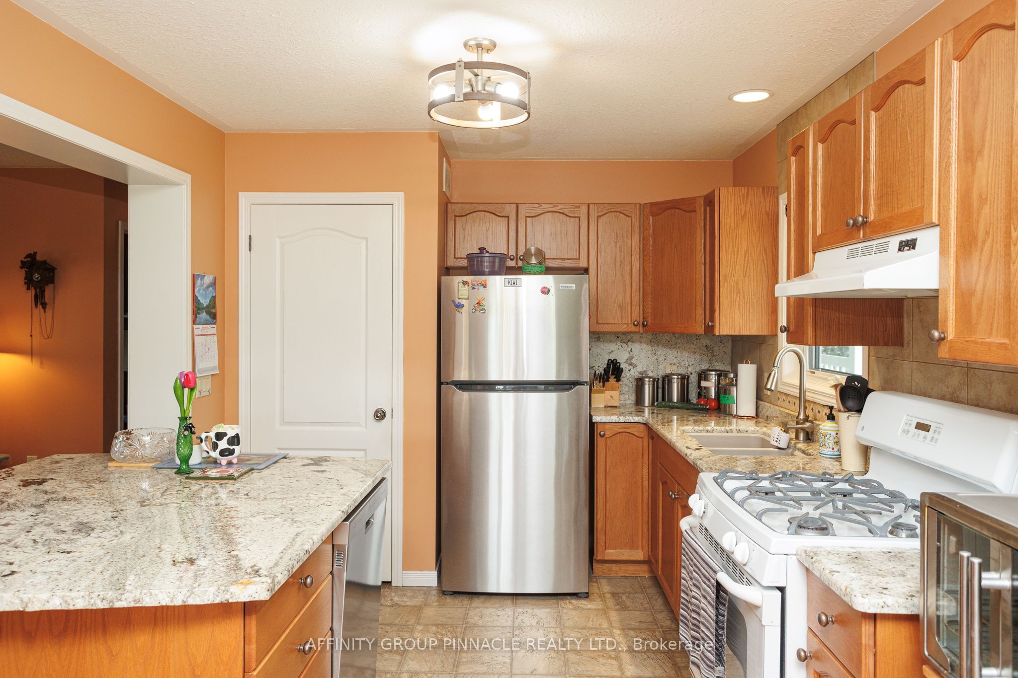 243 Fairbairn Road Property Photo 15