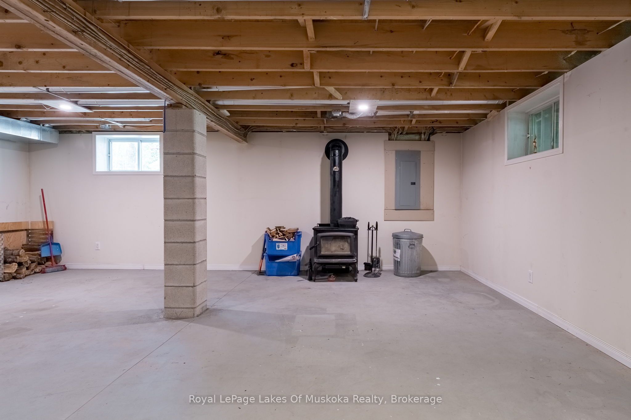 1213 Sherwood Forest Road Property Photo 33