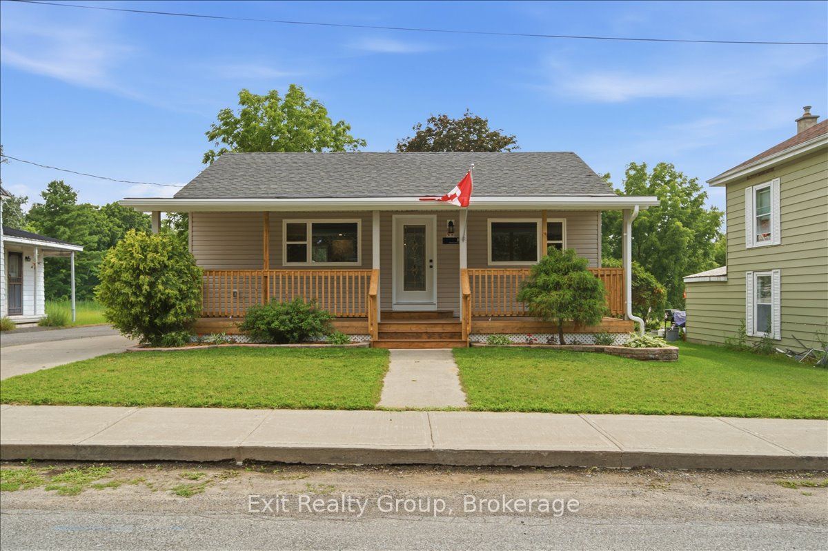 8 Albert Street Property Photo 1