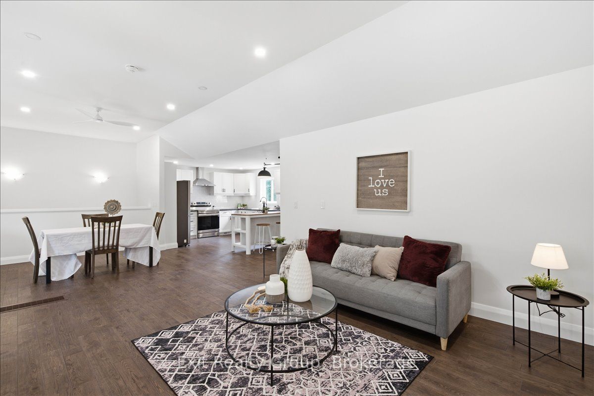8 Albert Street Property Photo 10