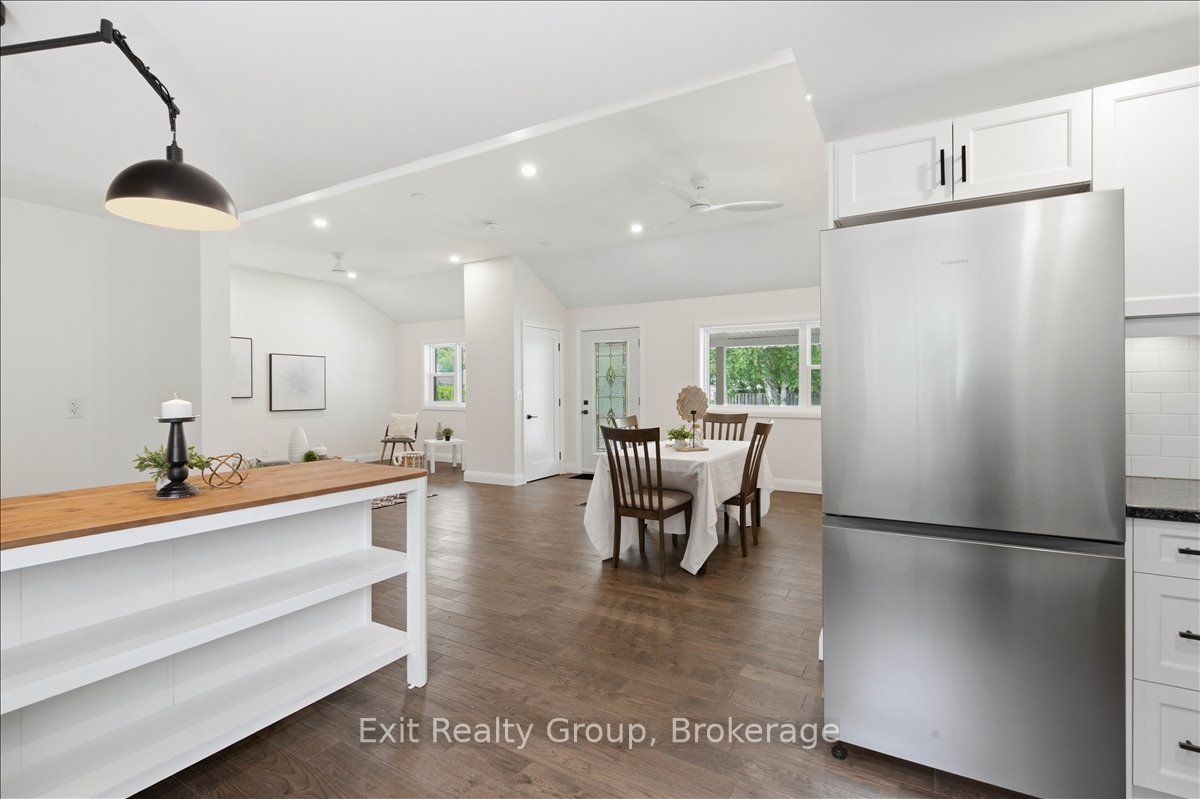 8 Albert Street Property Photo 16