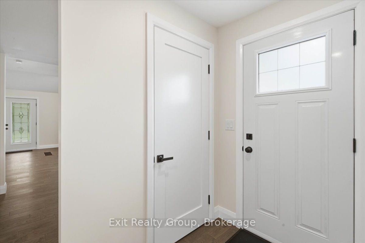 8 Albert Street Property Photo 33