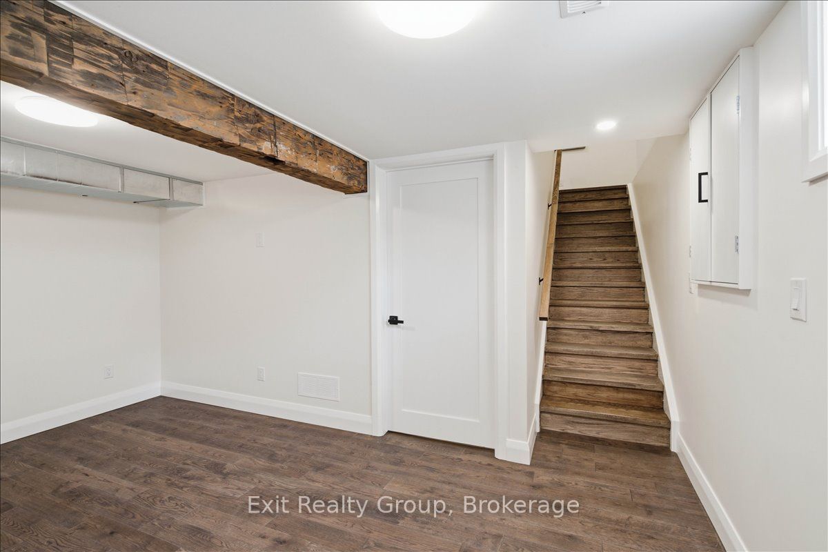 8 Albert Street Property Photo 34