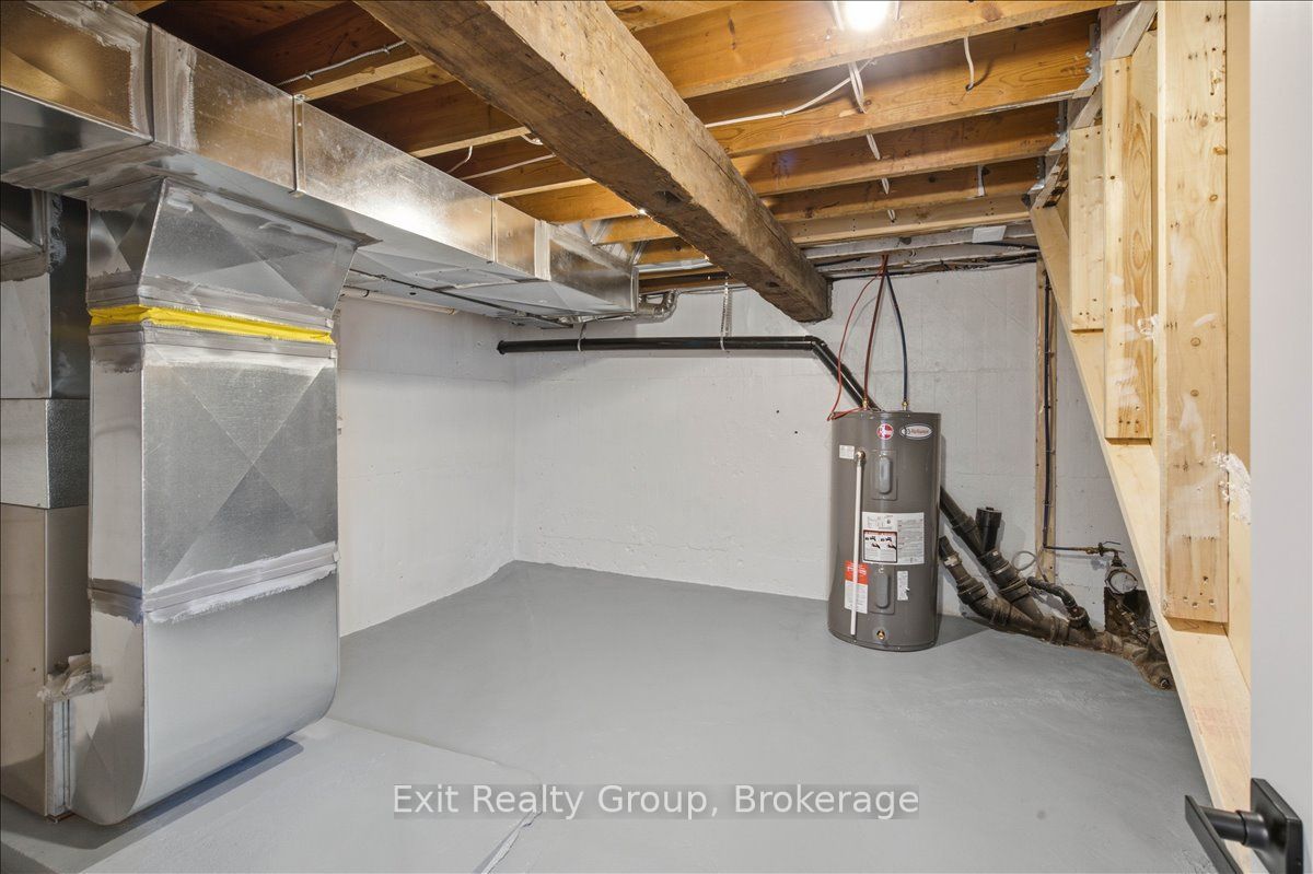 8 Albert Street Property Photo 37