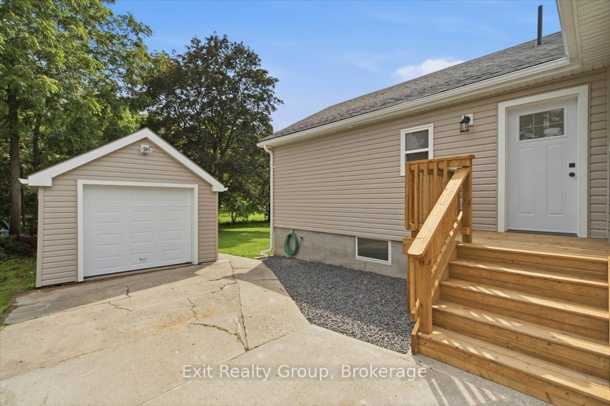 8 Albert Street Property Photo 39
