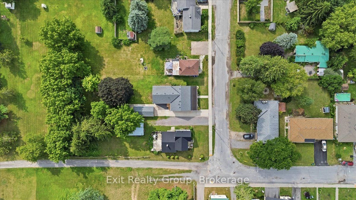 8 Albert Street Property Photo 45
